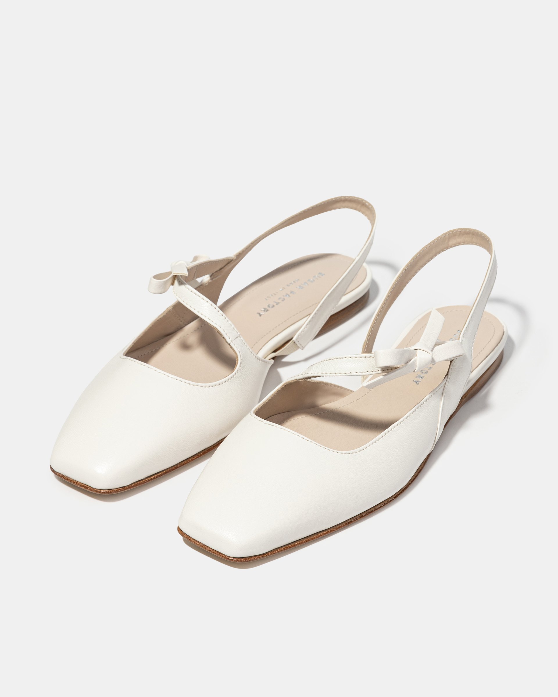 Белые туфли с ремешками и бантиком - Image 2 of 4