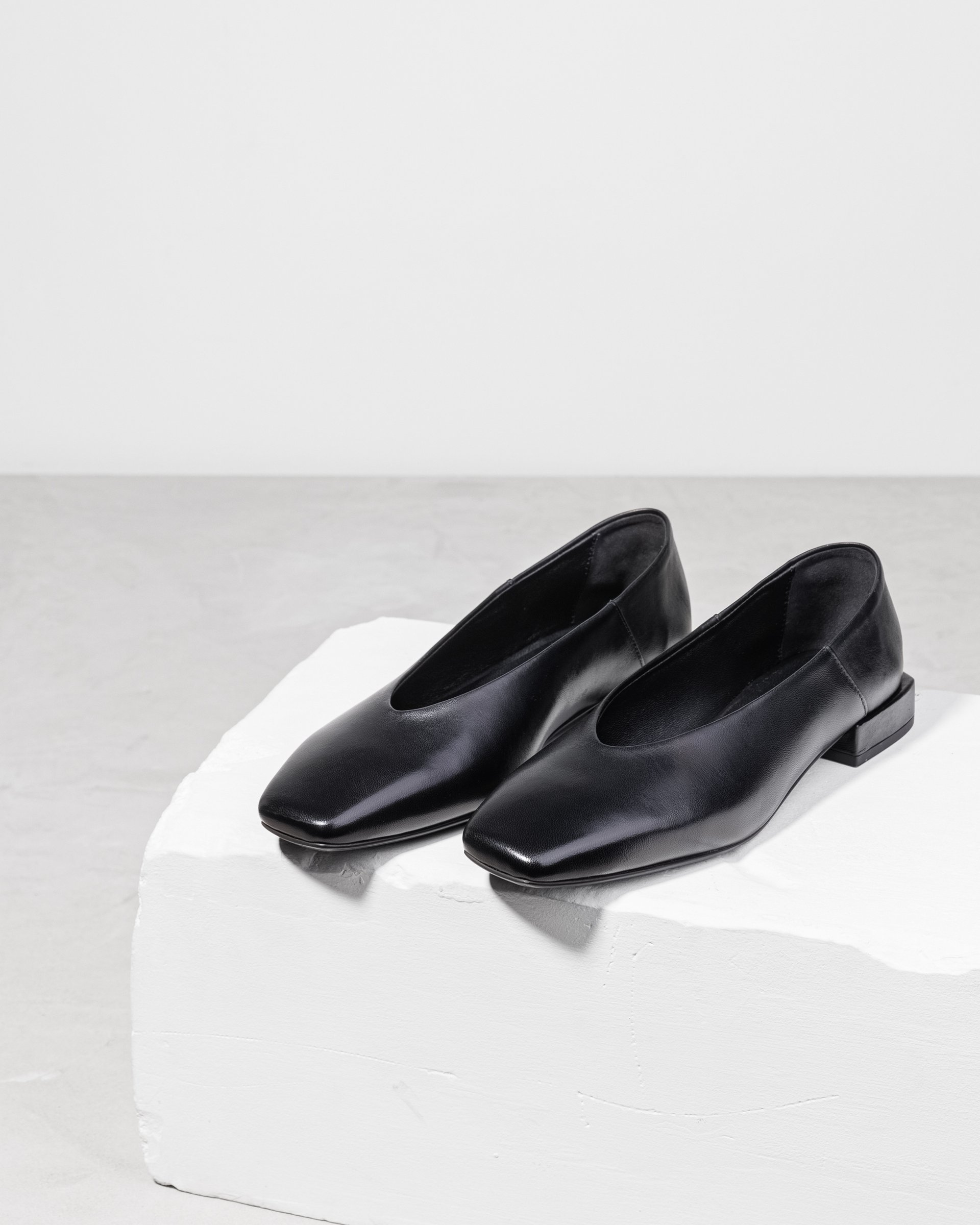 Черные кожаные туфли классического стиля - Image 2 of 6