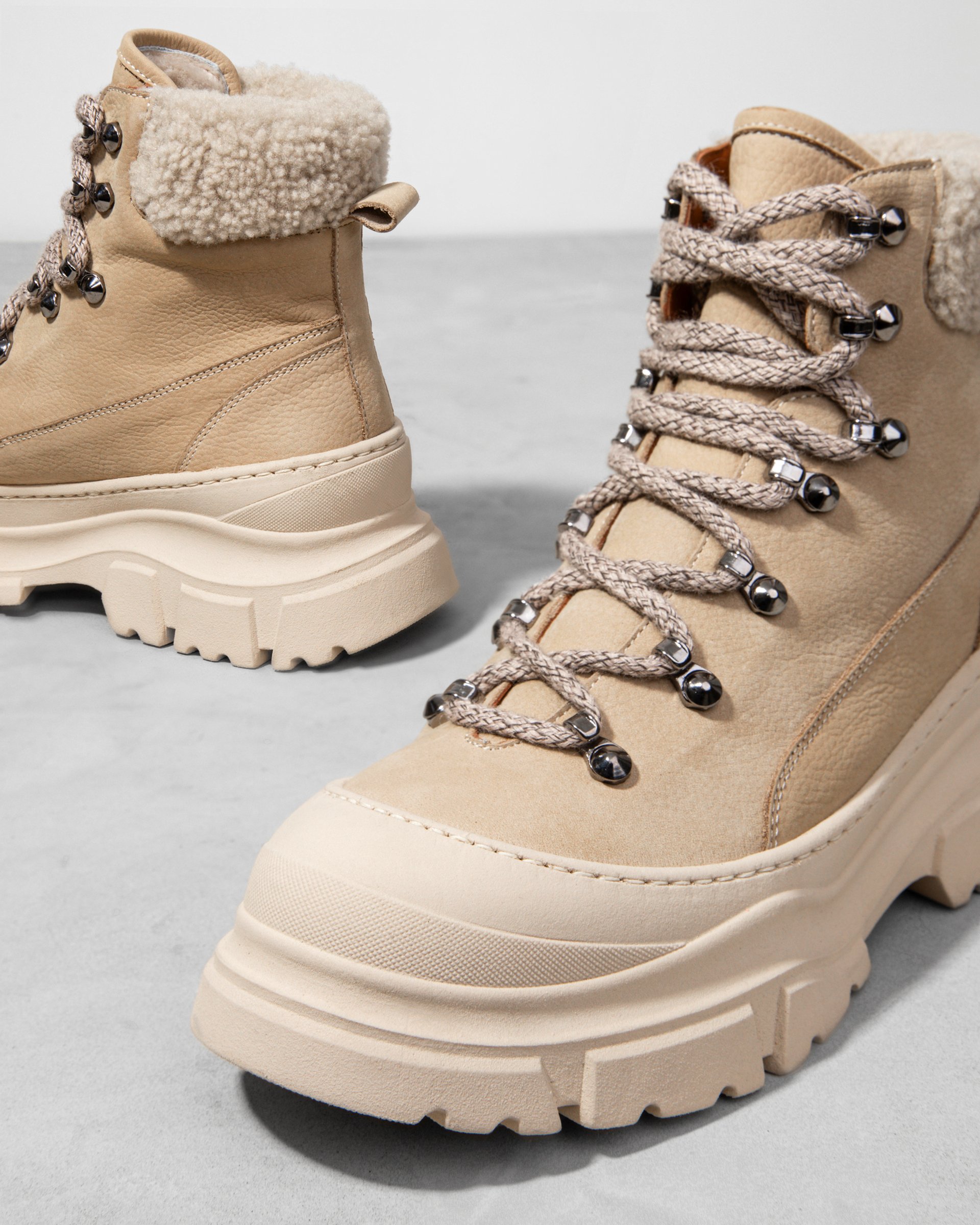 Бежевые кожаные ботинки - Image 4 of 4