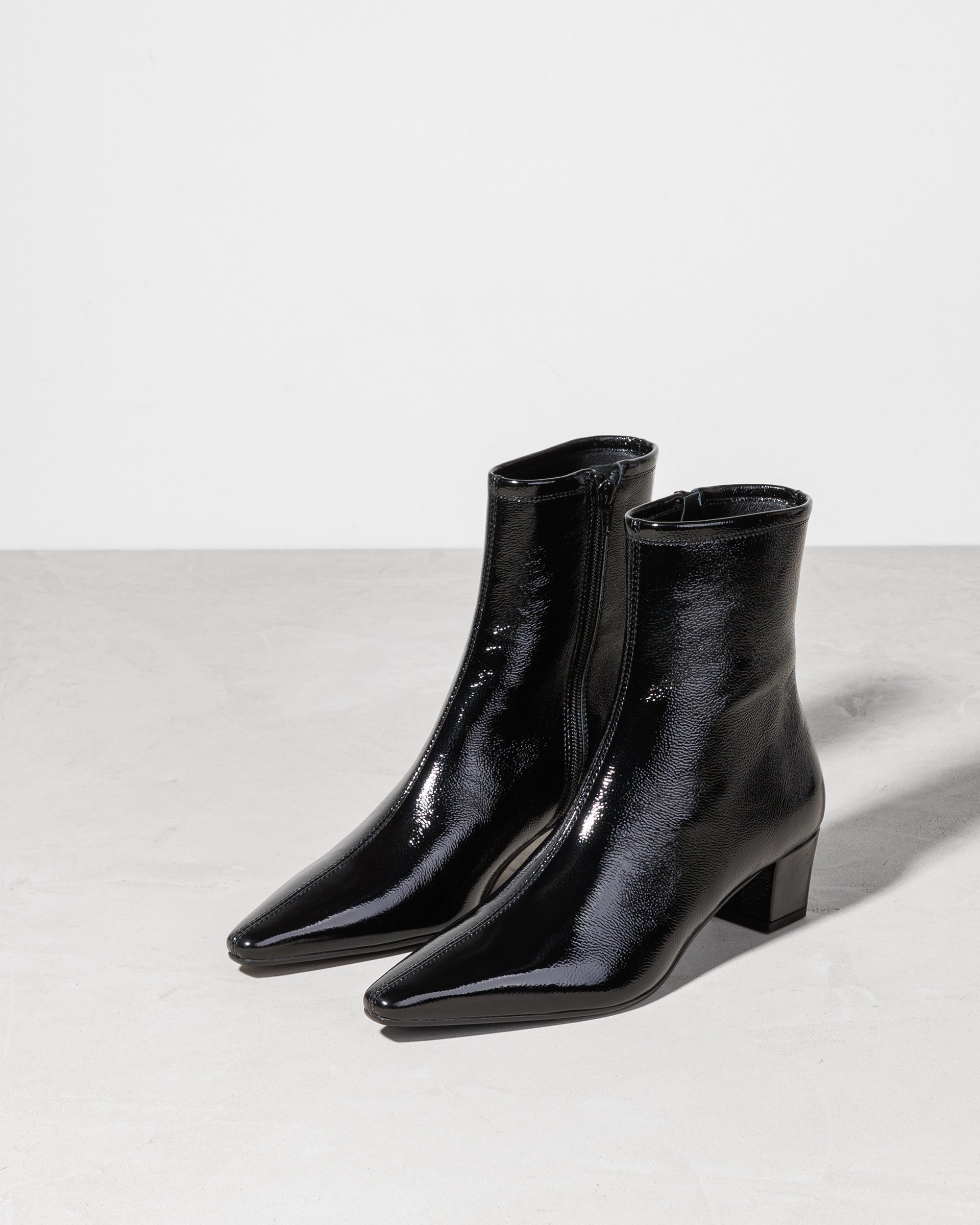 Черные лакированные ботильоны - Image 2 of 7