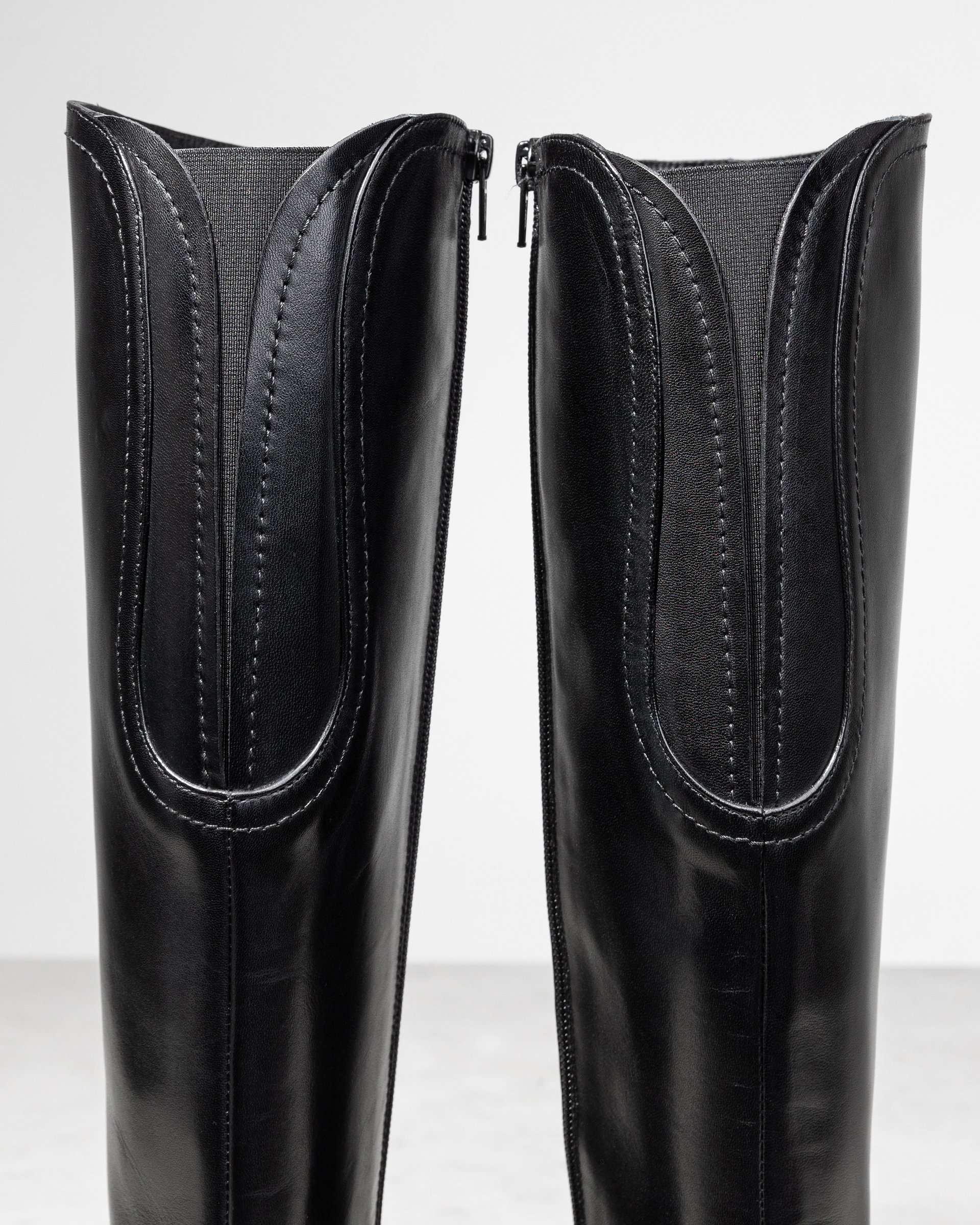 Черные кожаные сапоги классического стиля - Image 4 of 5