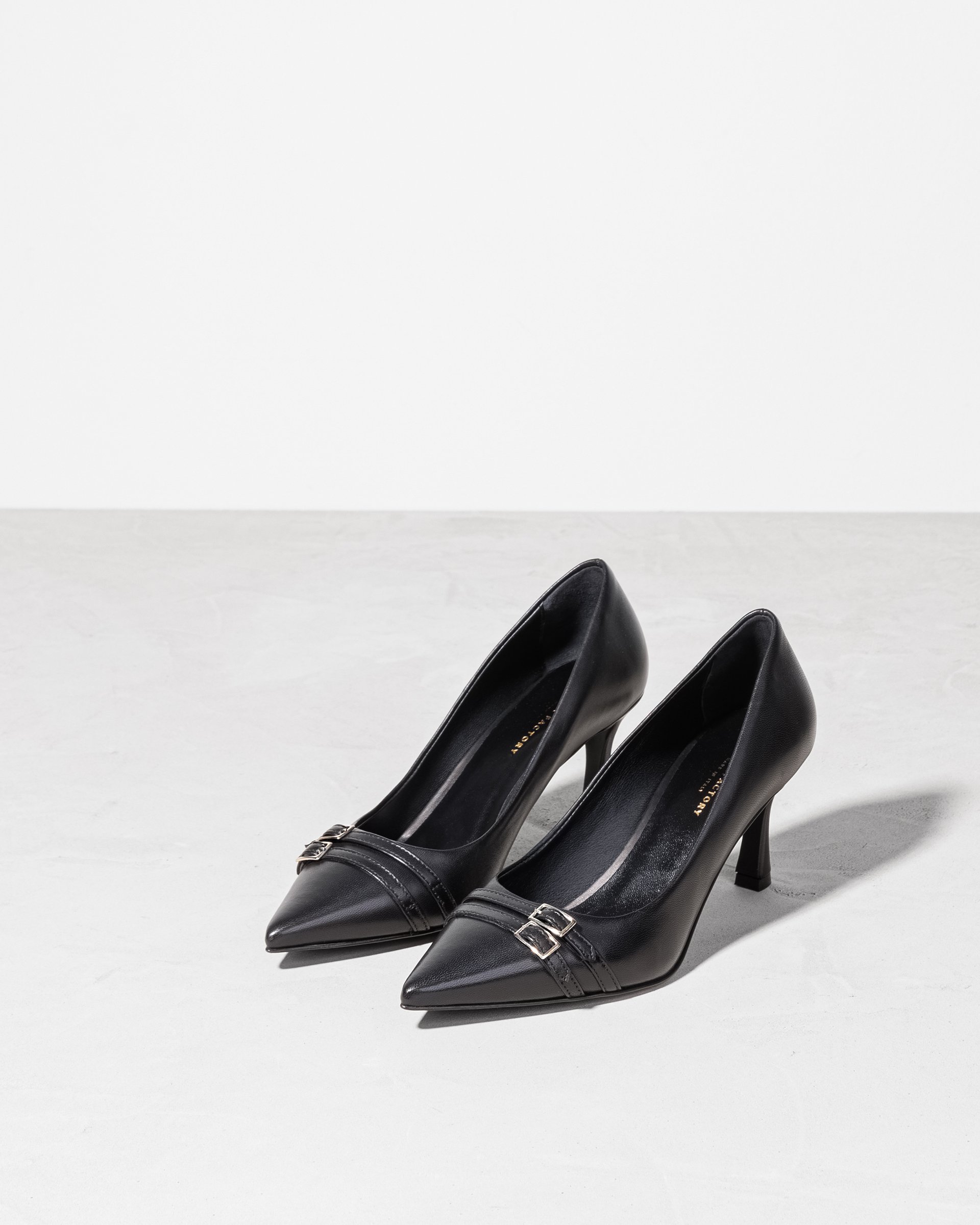 Чёрные классические туфли из натуральной кожи - Image 2 of 6