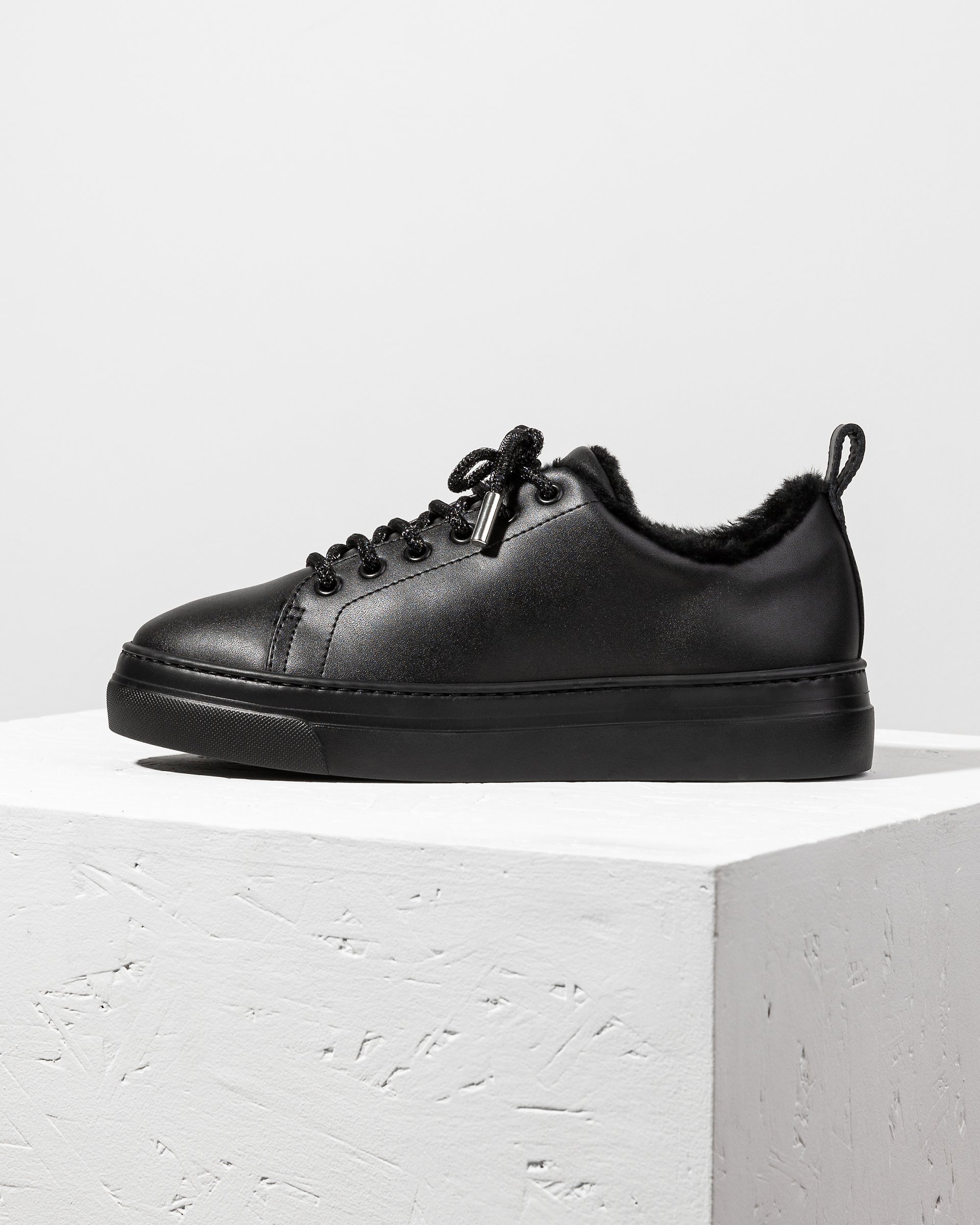 Утепленные кожаные кеды - Main image