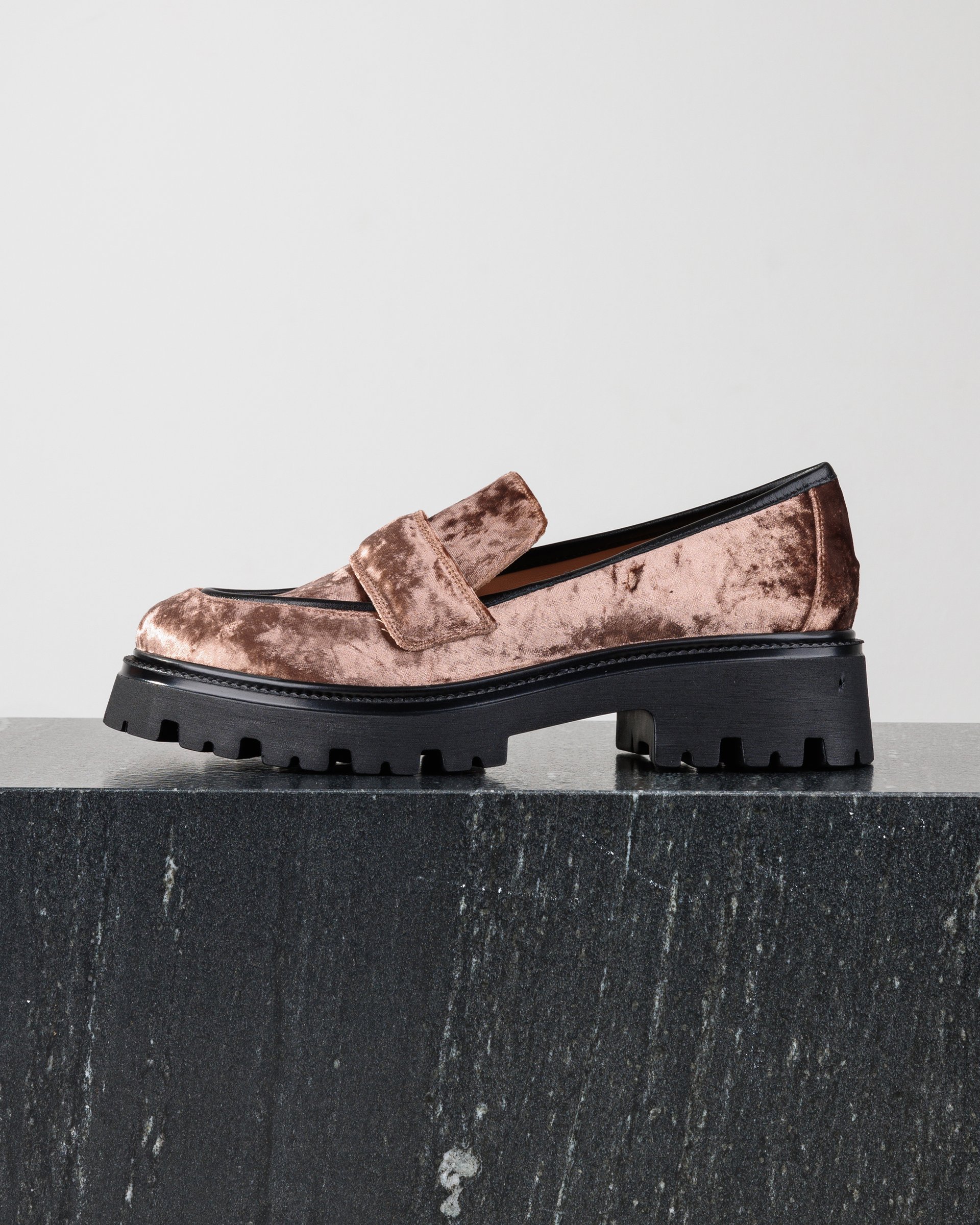 Лоферы из велюра - Image 5 of 8