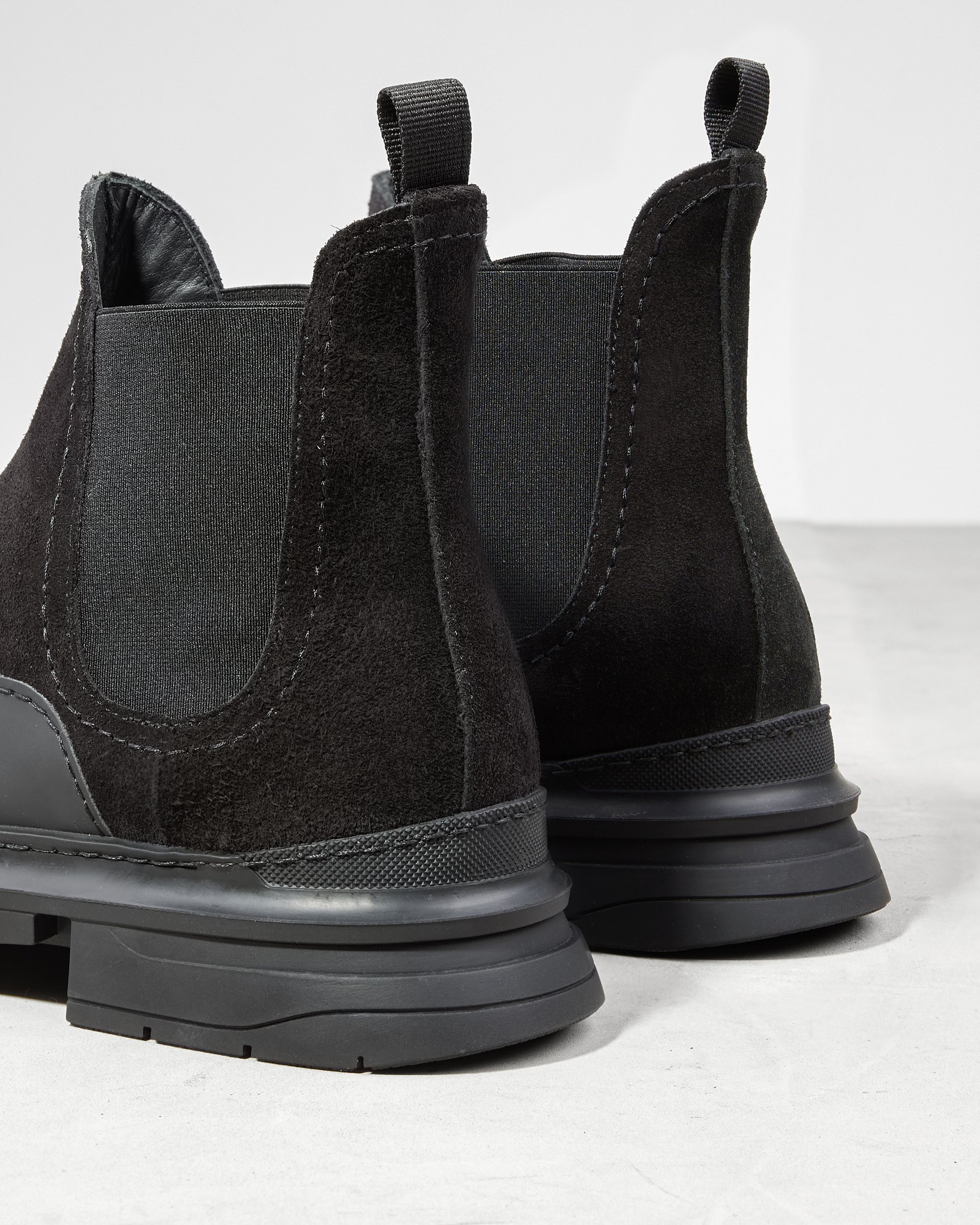 Черные замшевые ботинки, классический стиль - Image 4 of 5