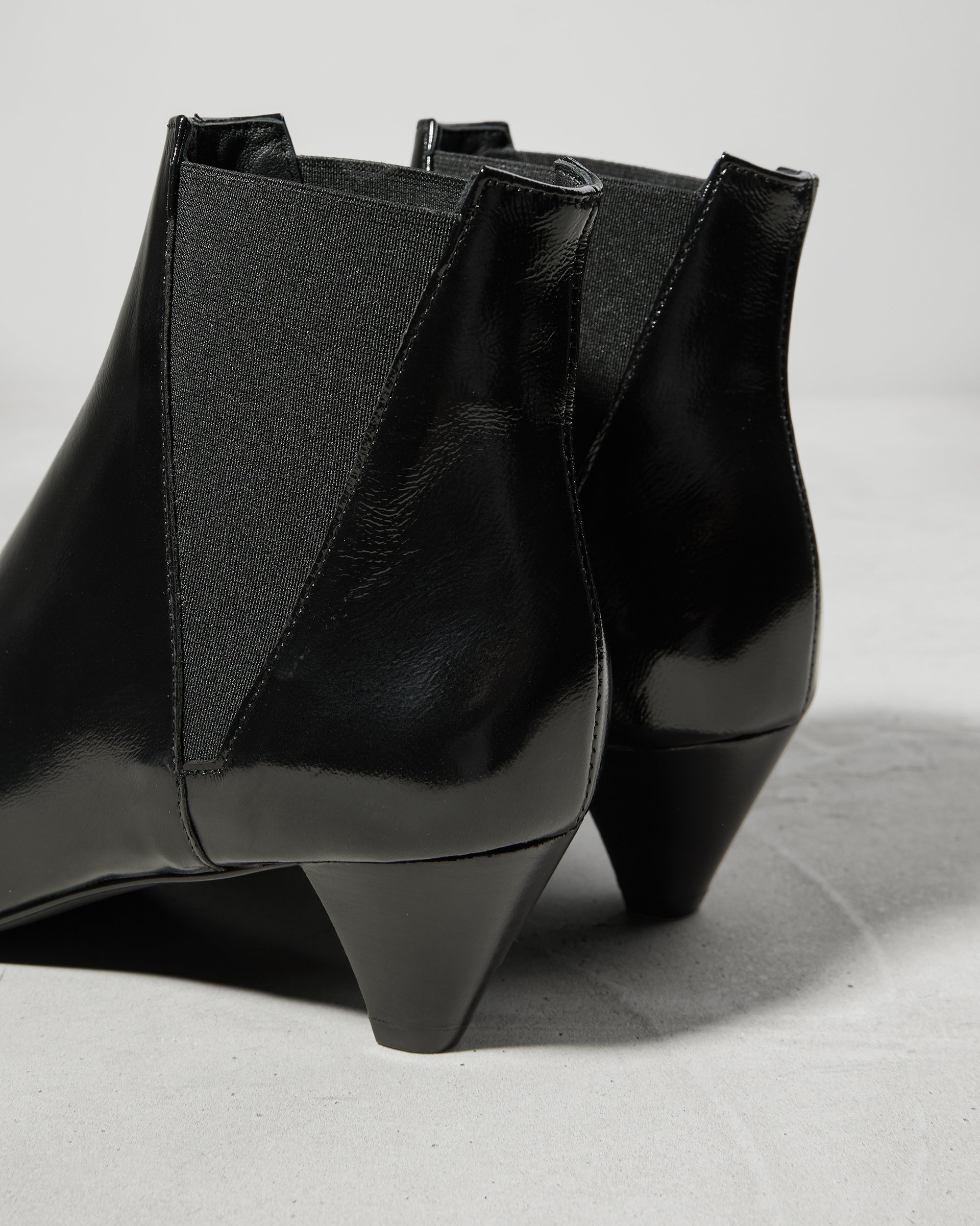 Черные лакированные ботильоны на каблуке - Image 3 of 4