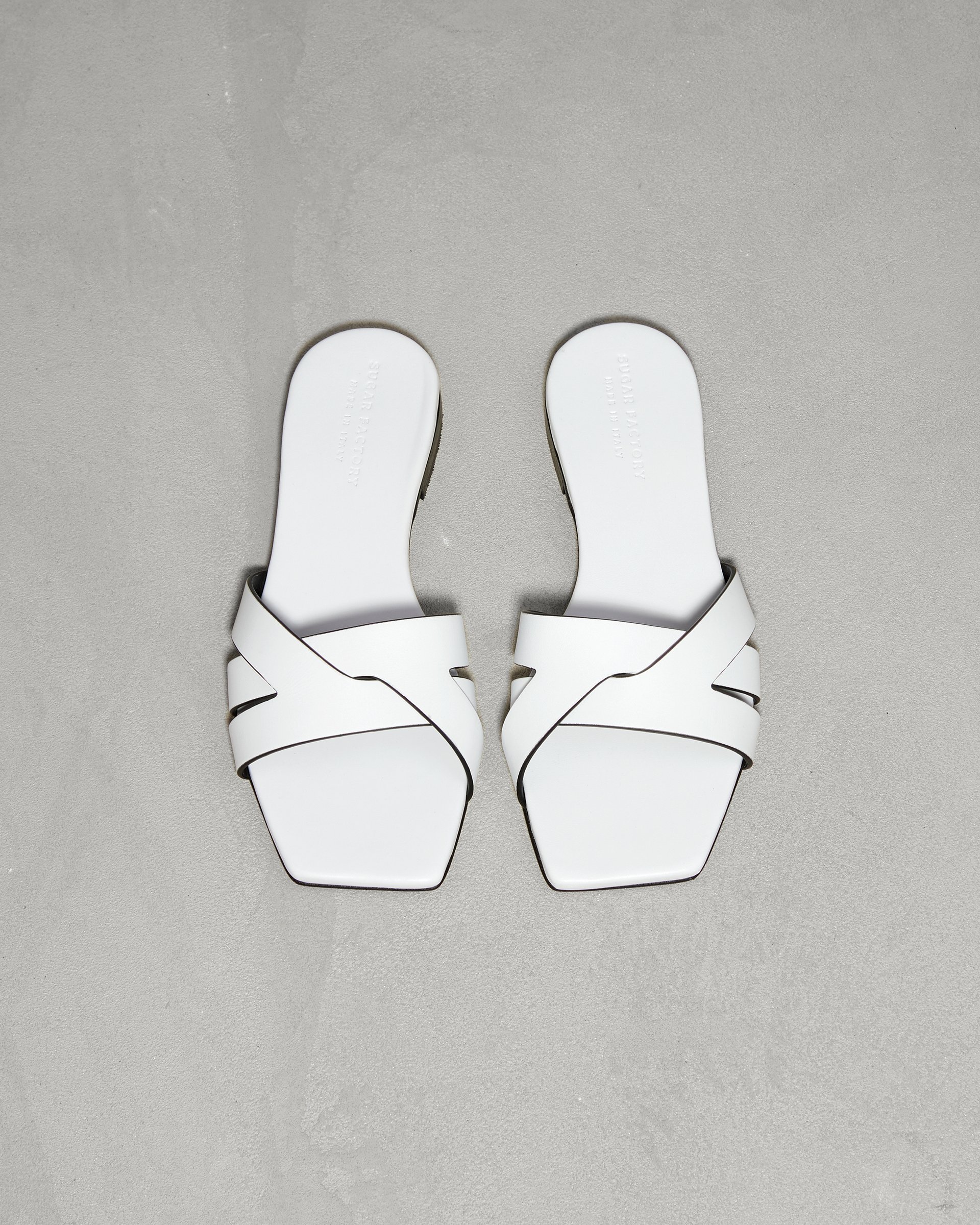 Белые кожаные пантолеты - Image 2 of 6