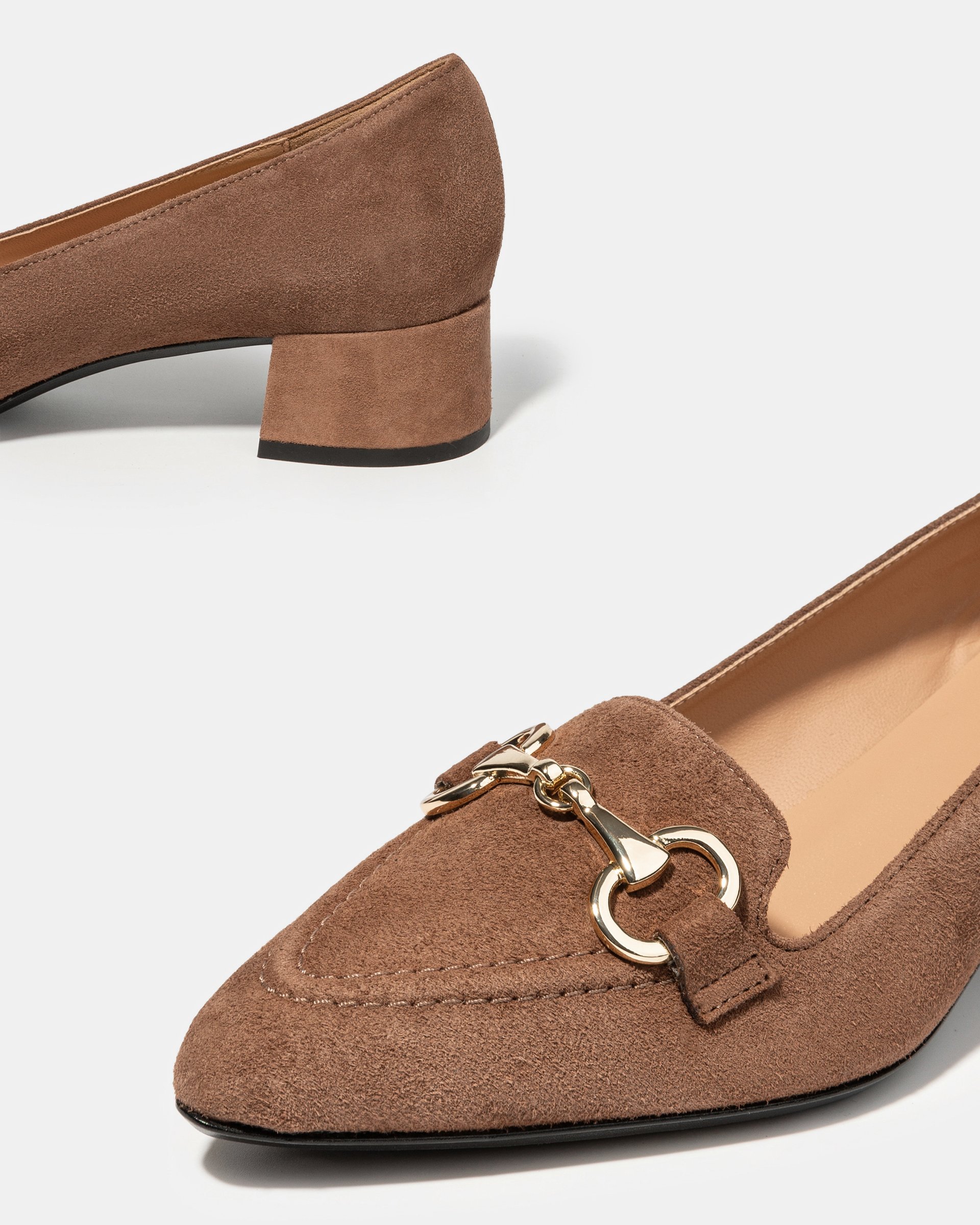 Замшевые туфли на низком каблуке - Image 4 of 4