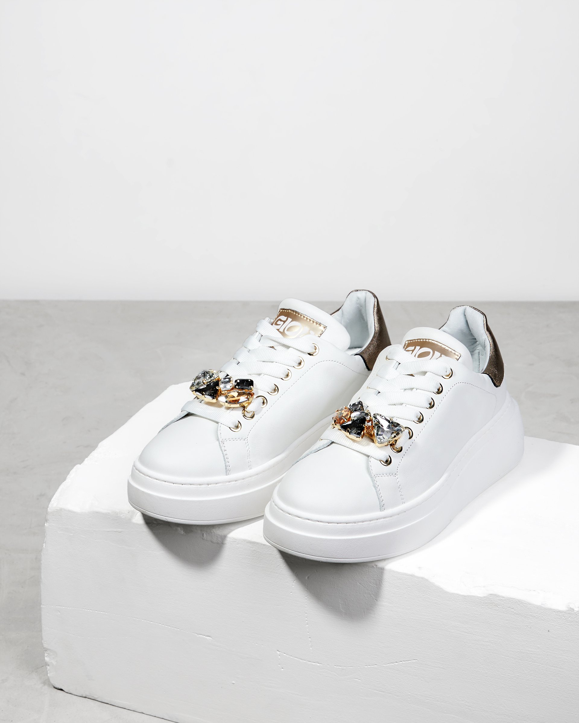 Белые кожаные кеды с украшениями - Image 2 of 4