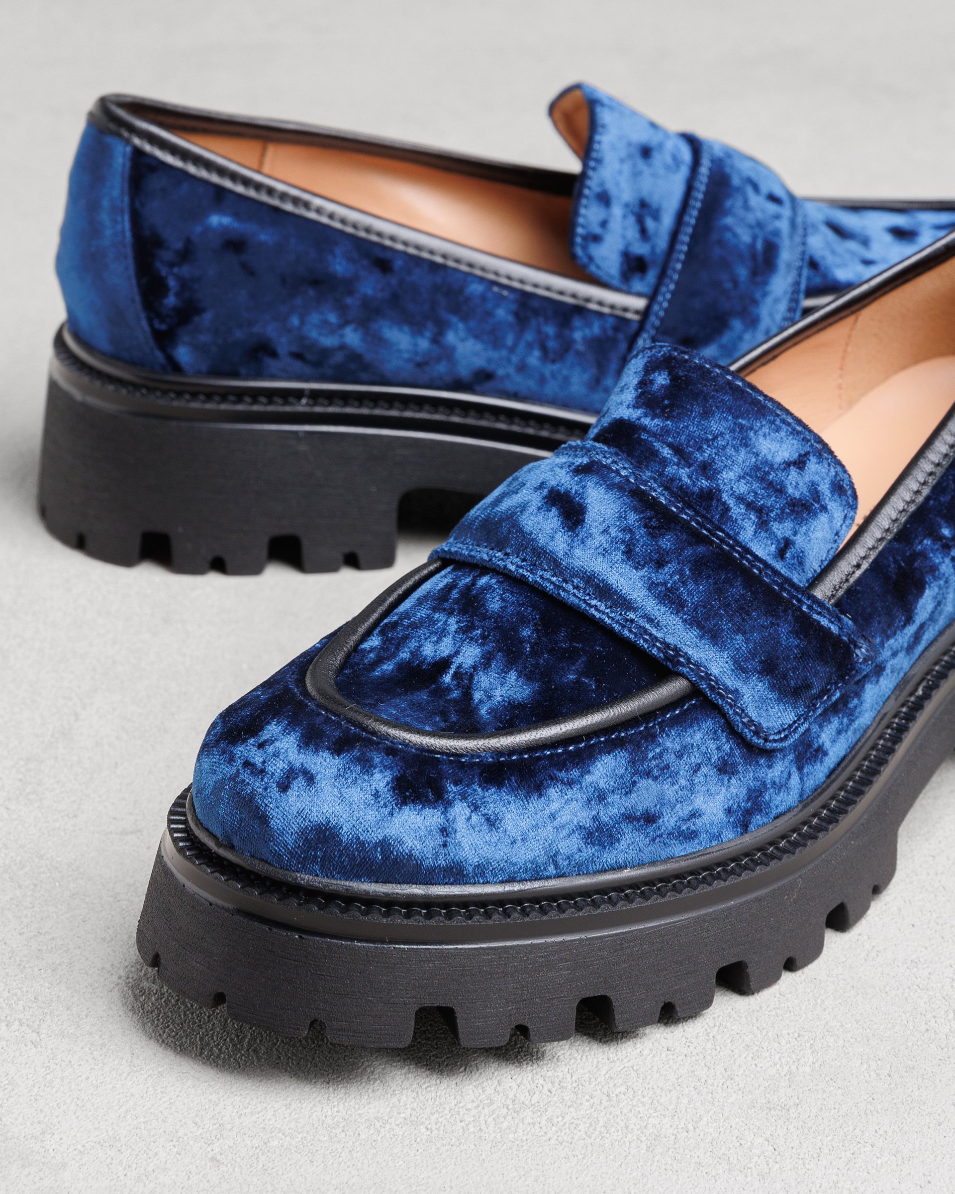 Синие бархатные лоферы - Image 4 of 7