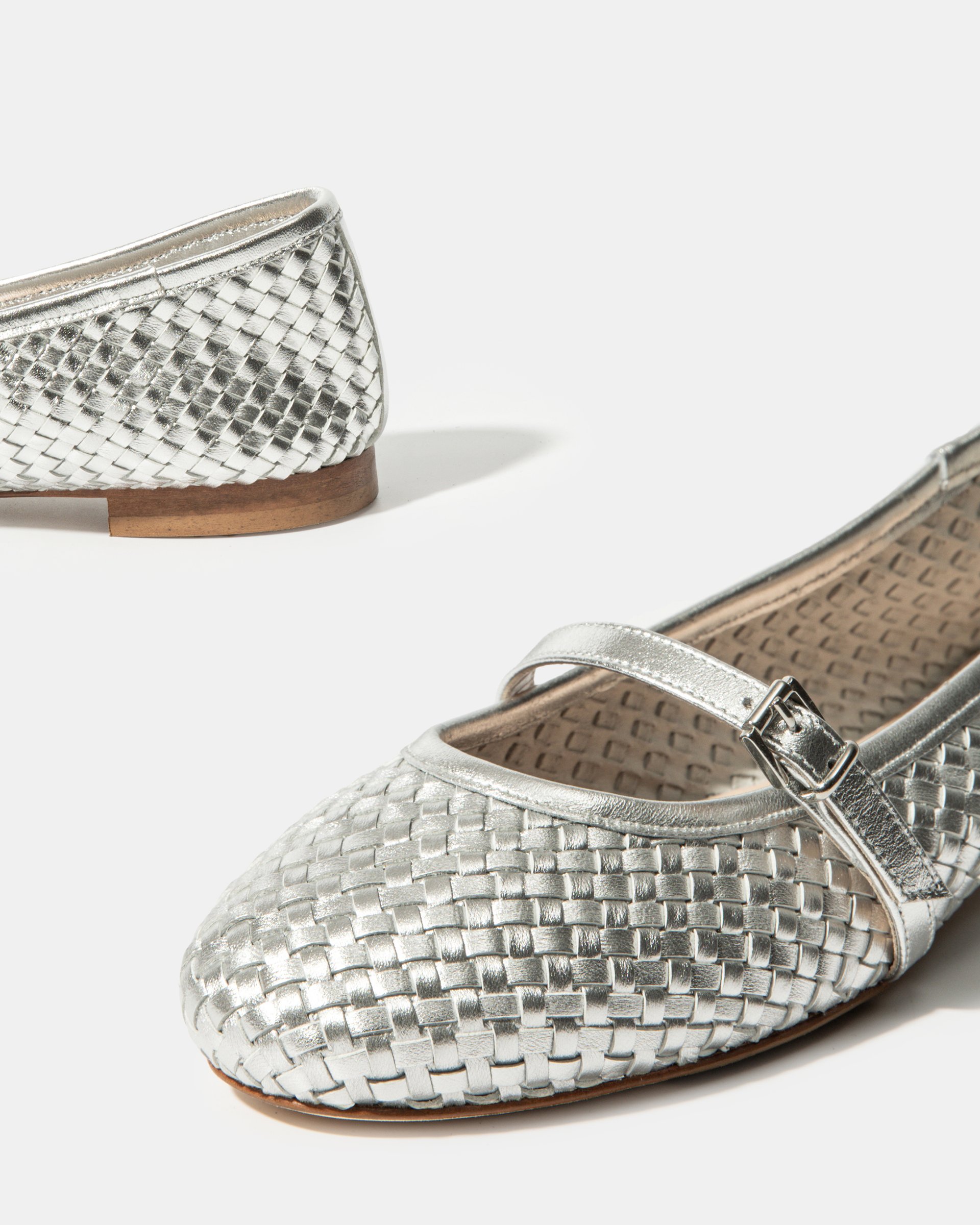 Серебристые балетки с ремешком - Image 4 of 4