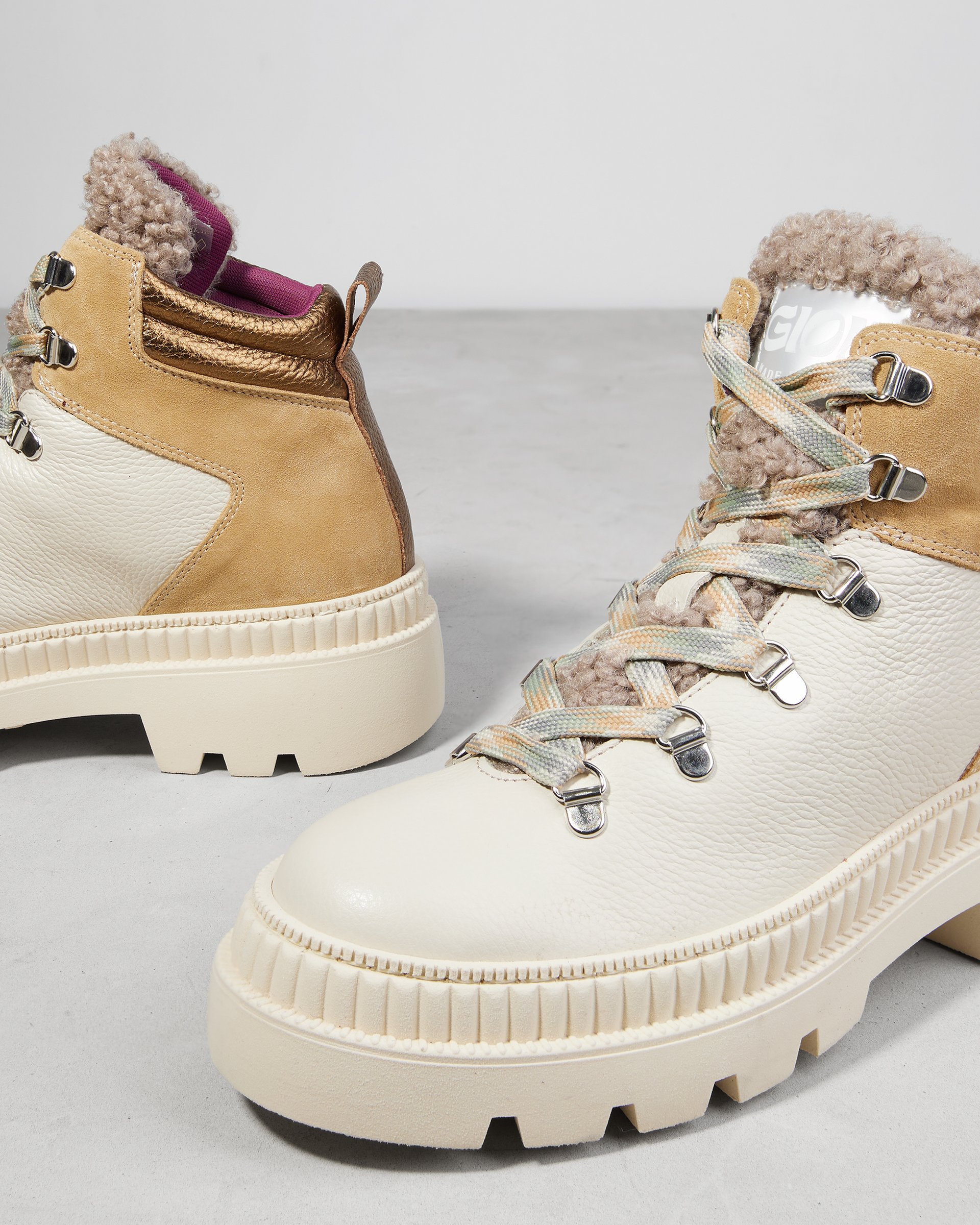 Белые кожаные ботинки - Main image