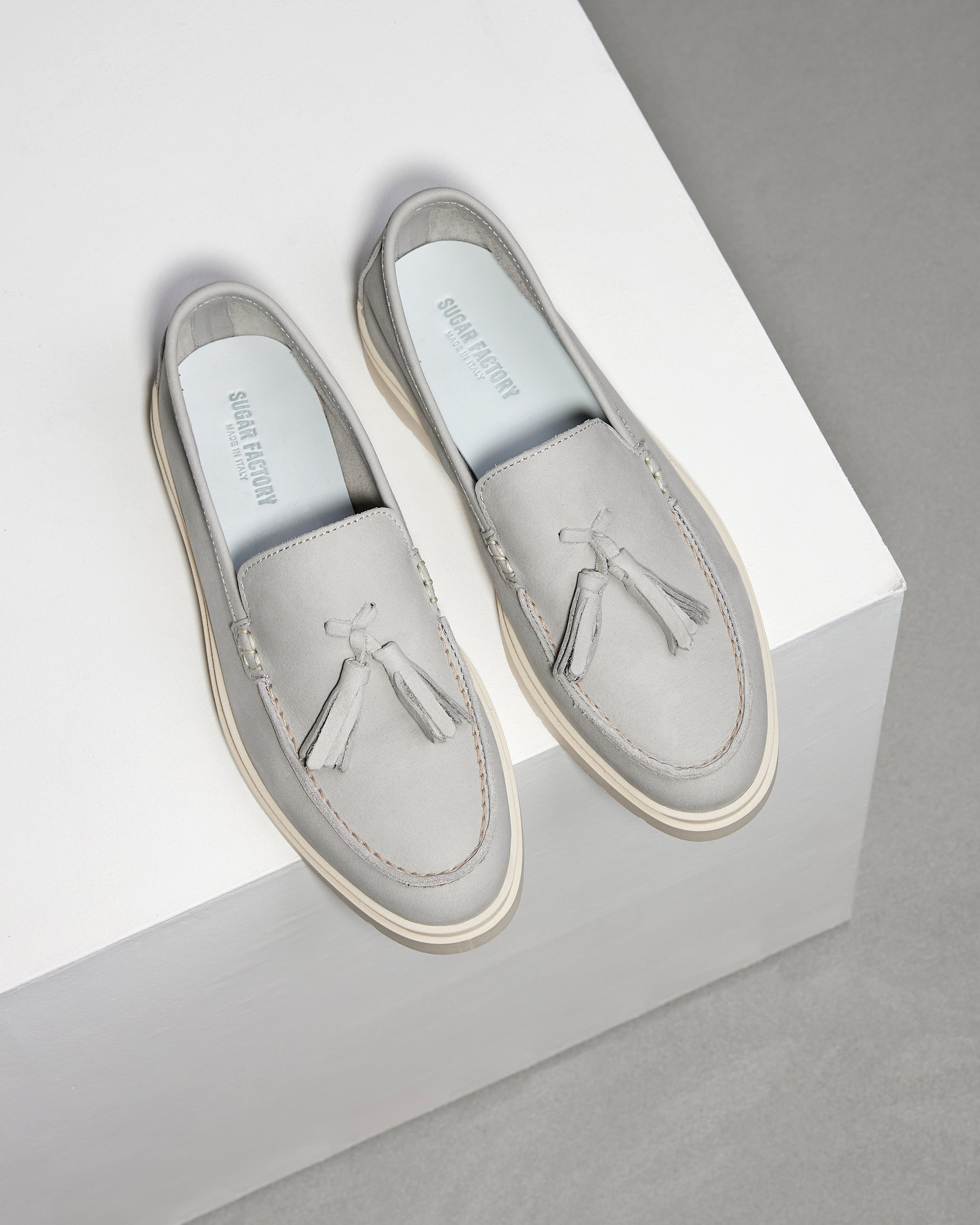 Светло-серые лоферы из нубука - Image 2 of 5