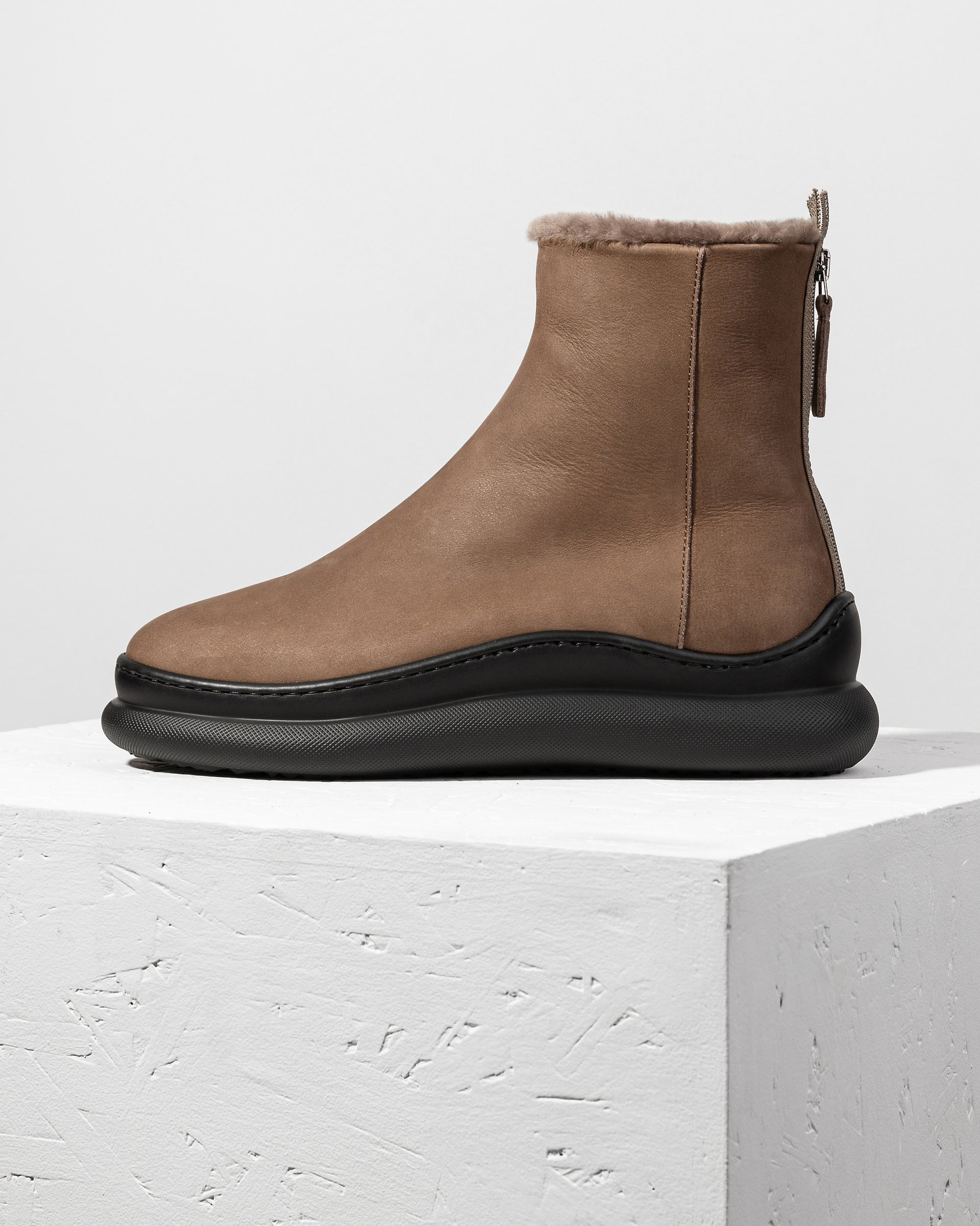 Бежевые зимние ботинки - Main image