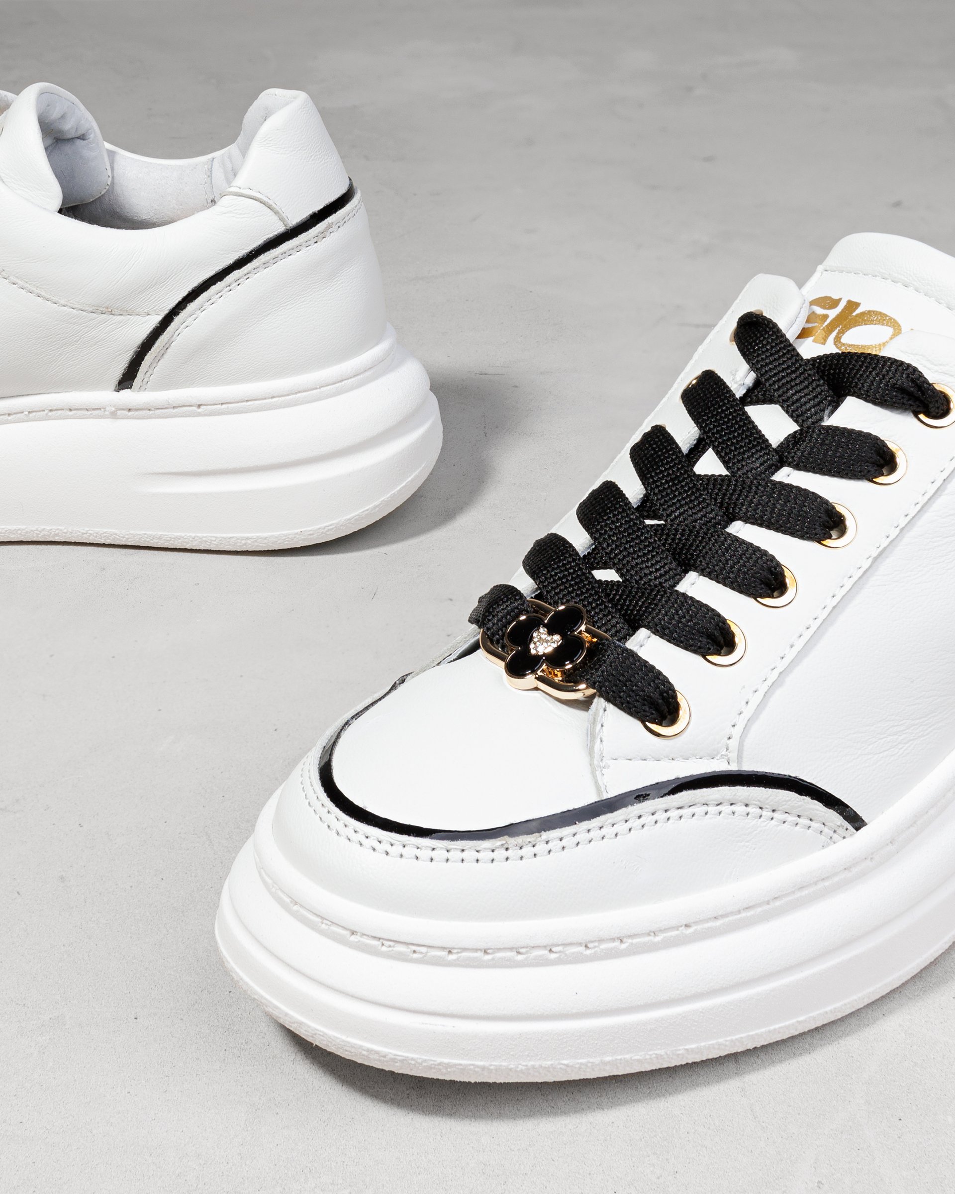 Белые кожаные кроссовки - Image 4 of 4