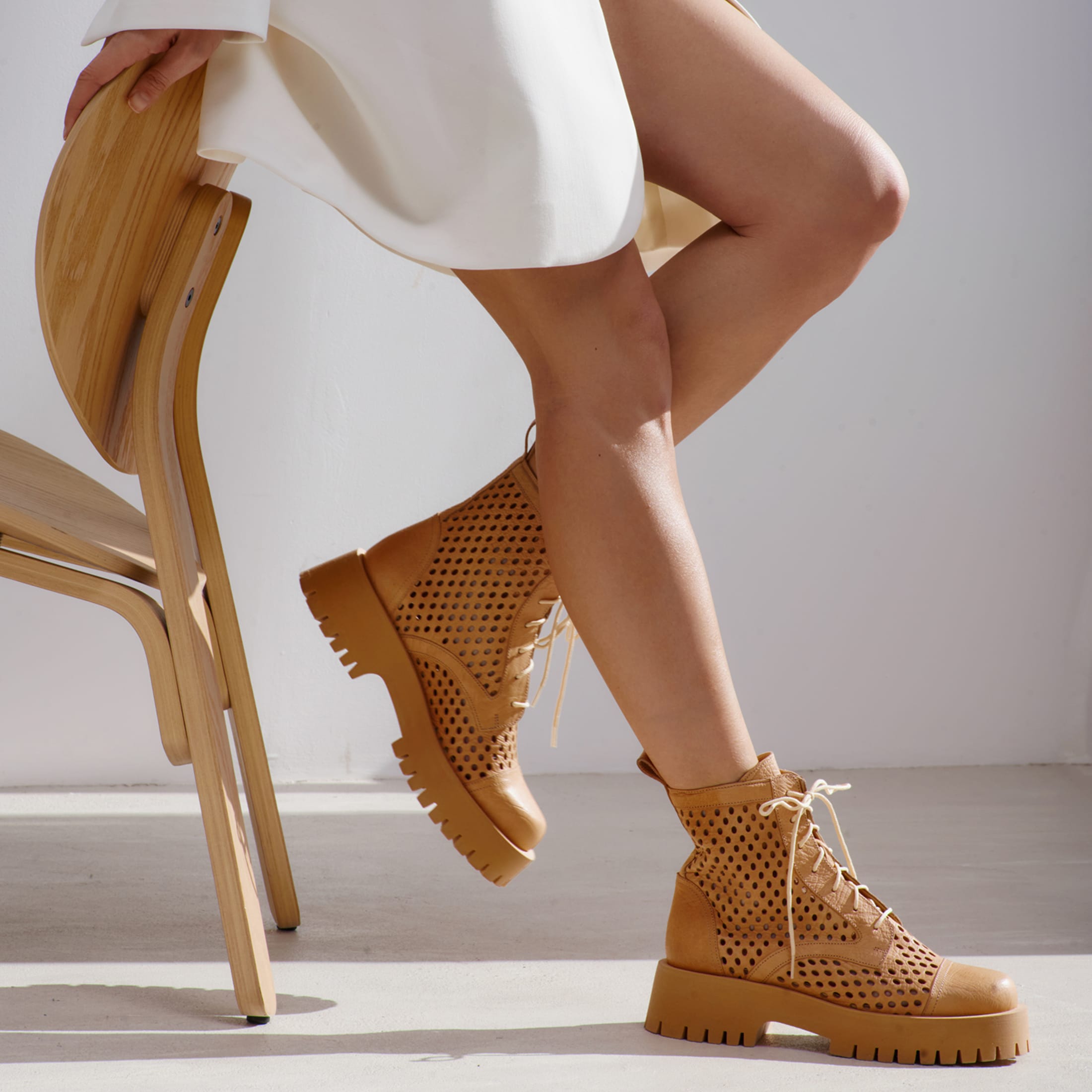 Бежевые кожаные ботинки - Image 5 of 5