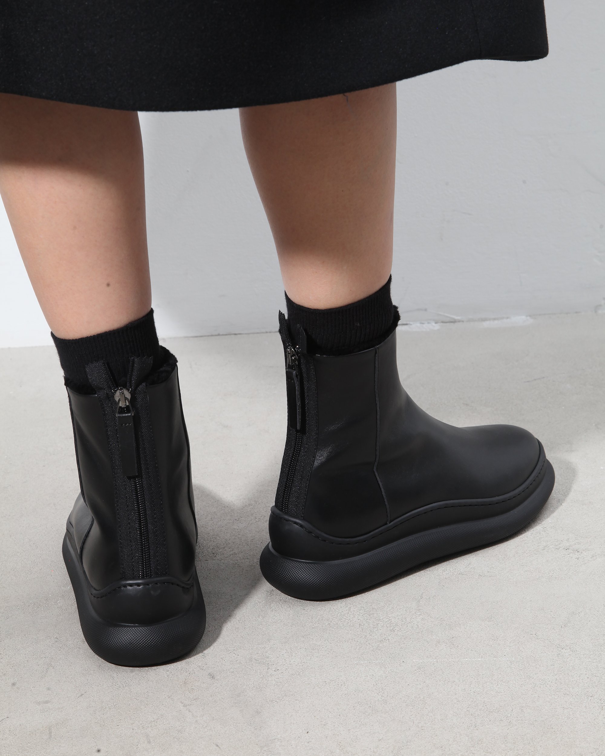 Черные кожаные ботинки с меховой подкладкой - Image 7 of 7