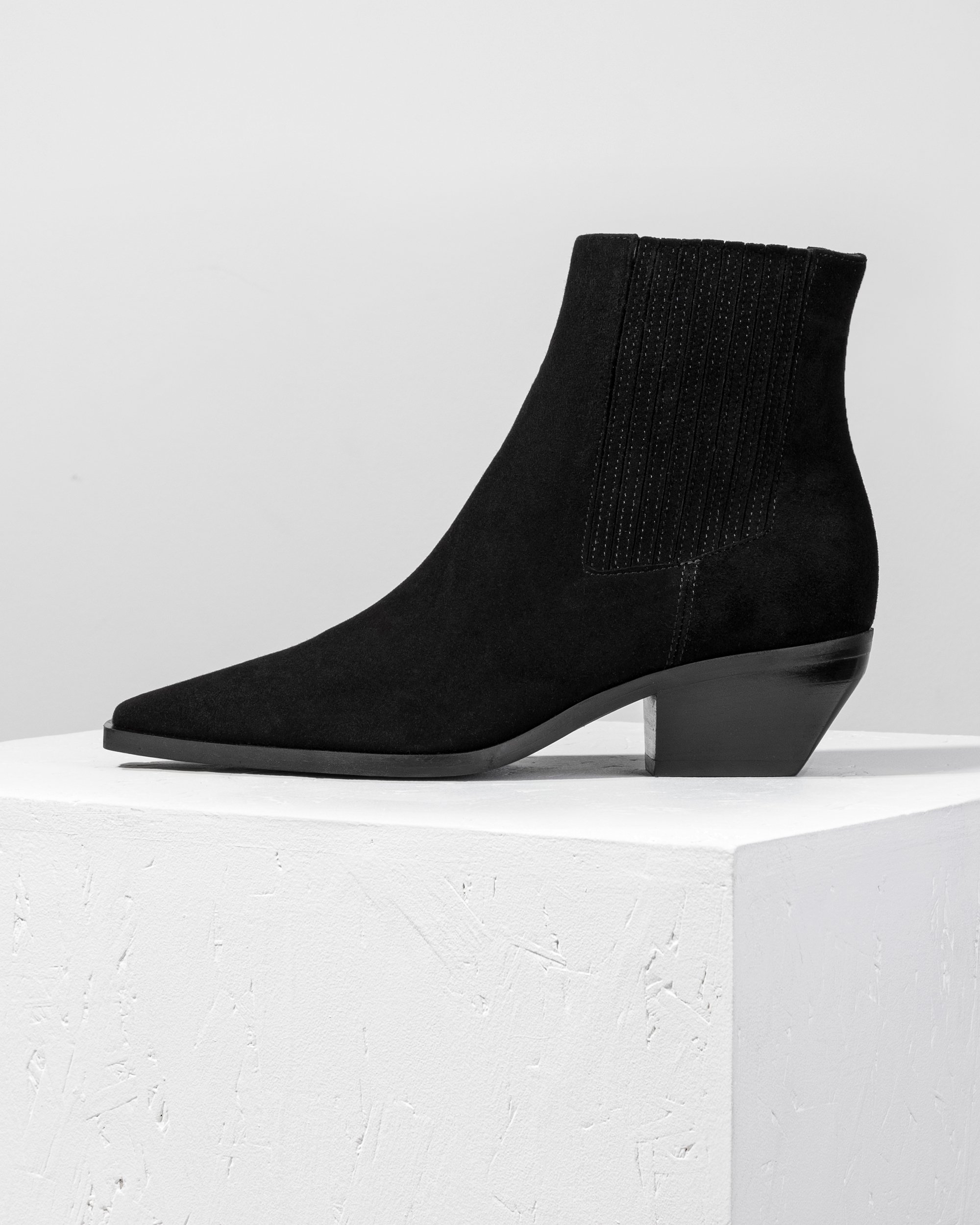 Черные замшевые ботильоны - Main image