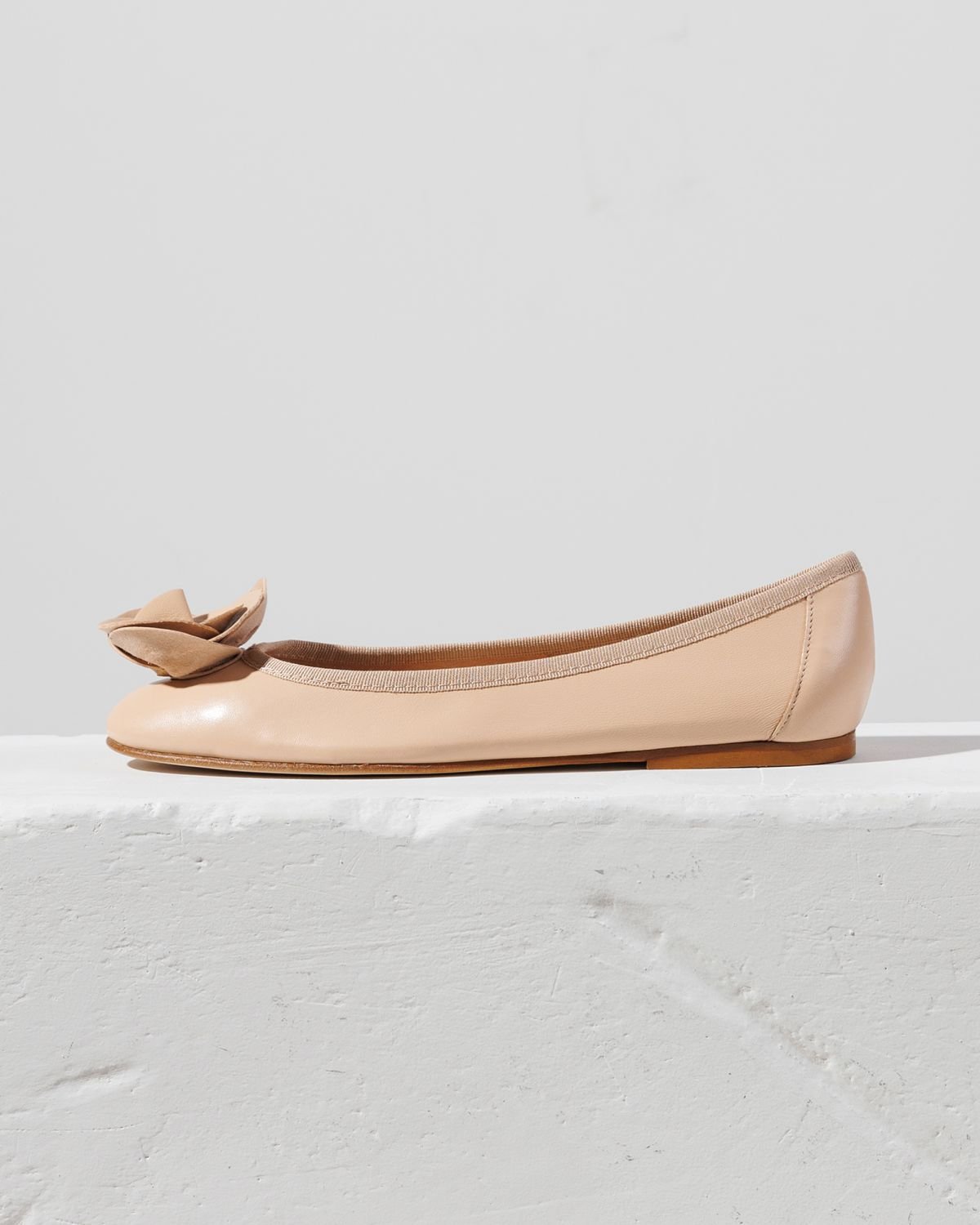 Светло-бежевые кожаные балетки - Main image