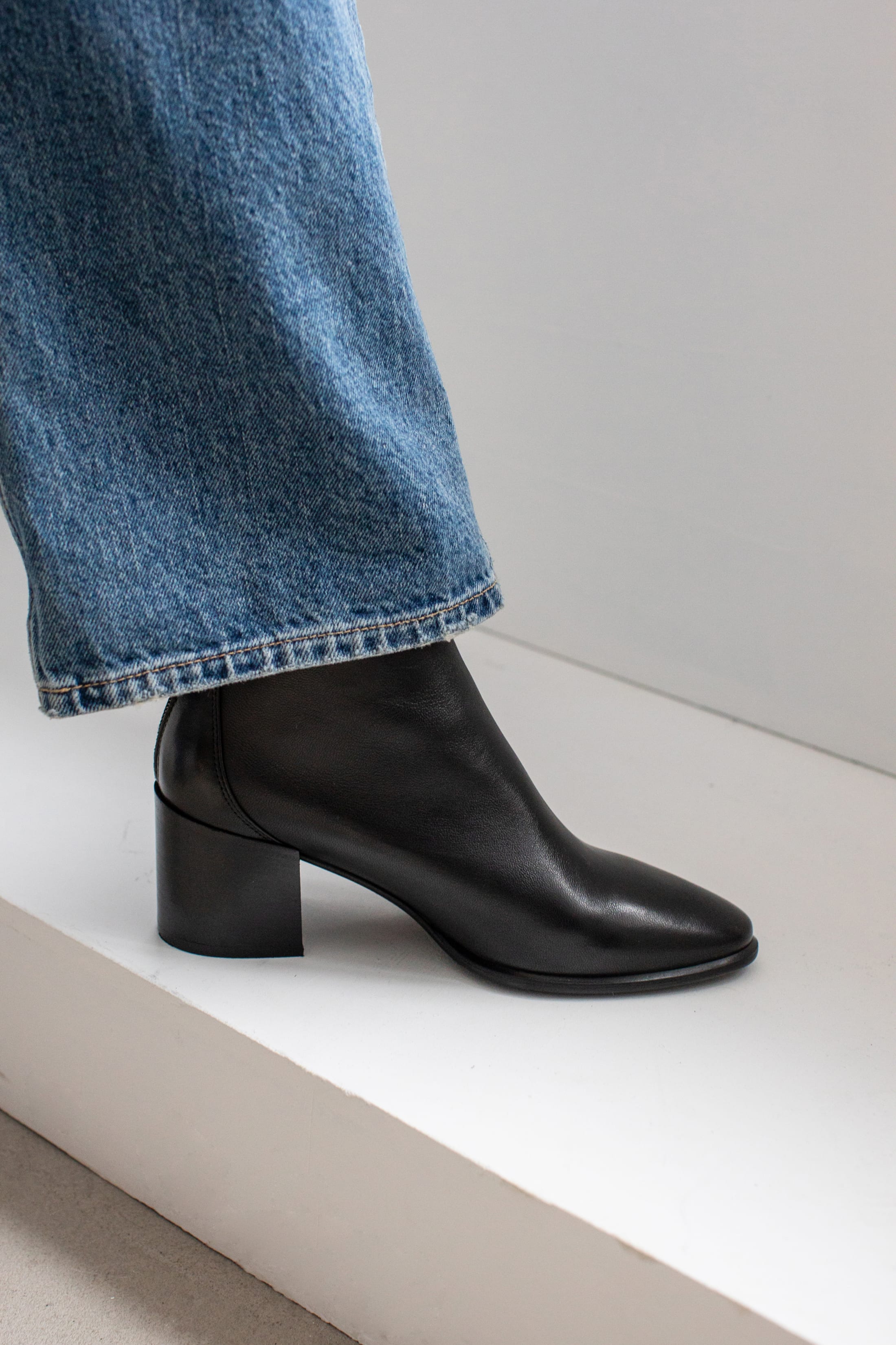Черные ботильоны из натуральной кожи - Image 5 of 5