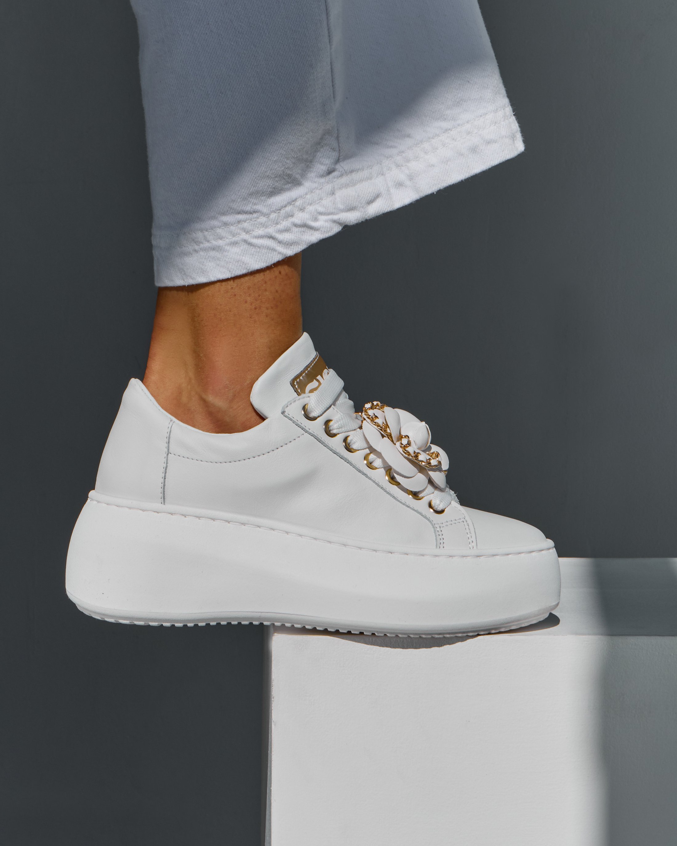 Белые кожаные кроссовки на платформе - Image 5 of 6