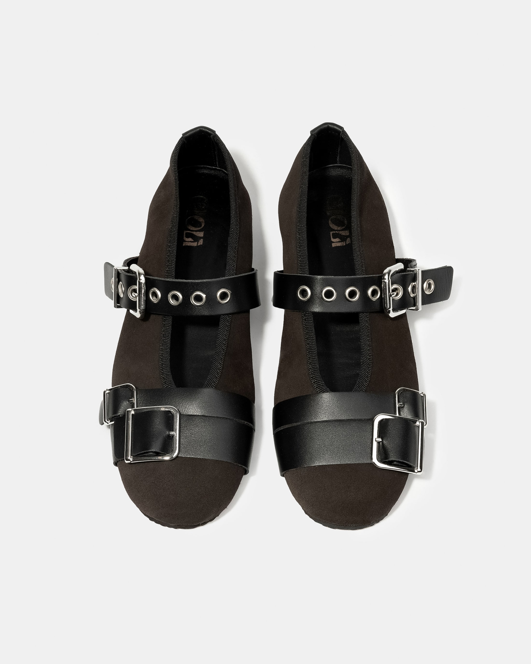 Темно-коричневые замшевые туфли с ремнями