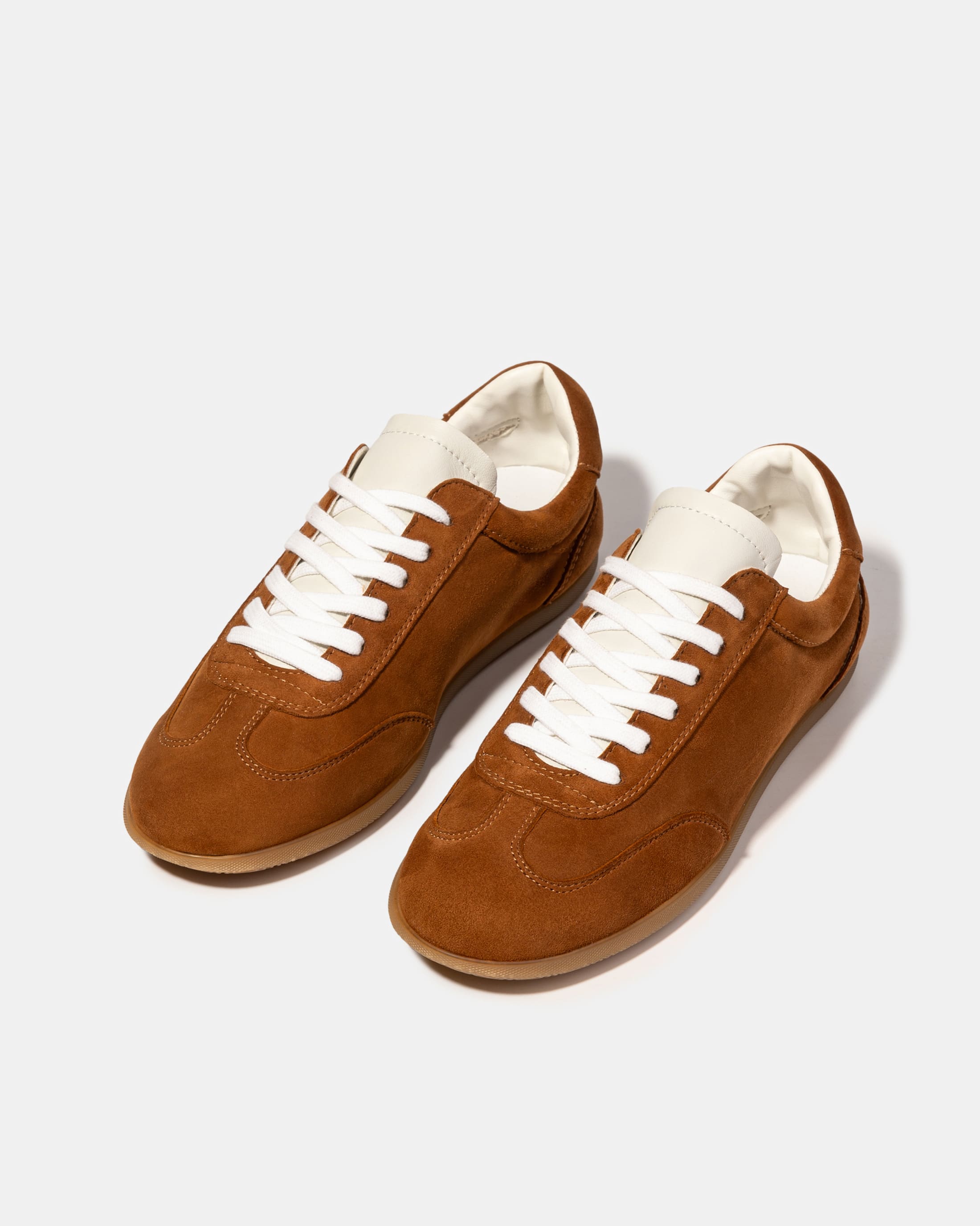 Коричневые замшевые кеды