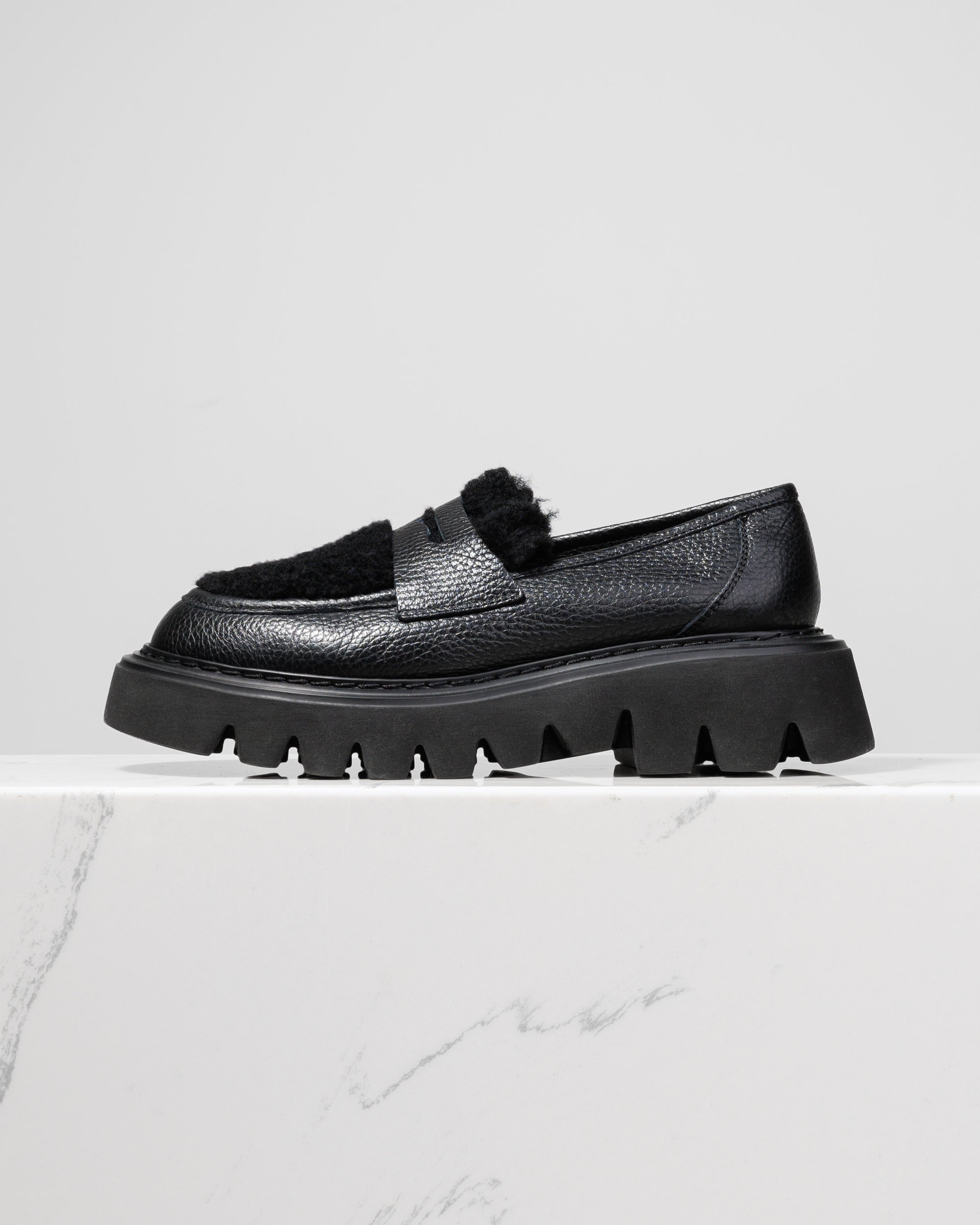 Черные кожаные лоферы - Main image