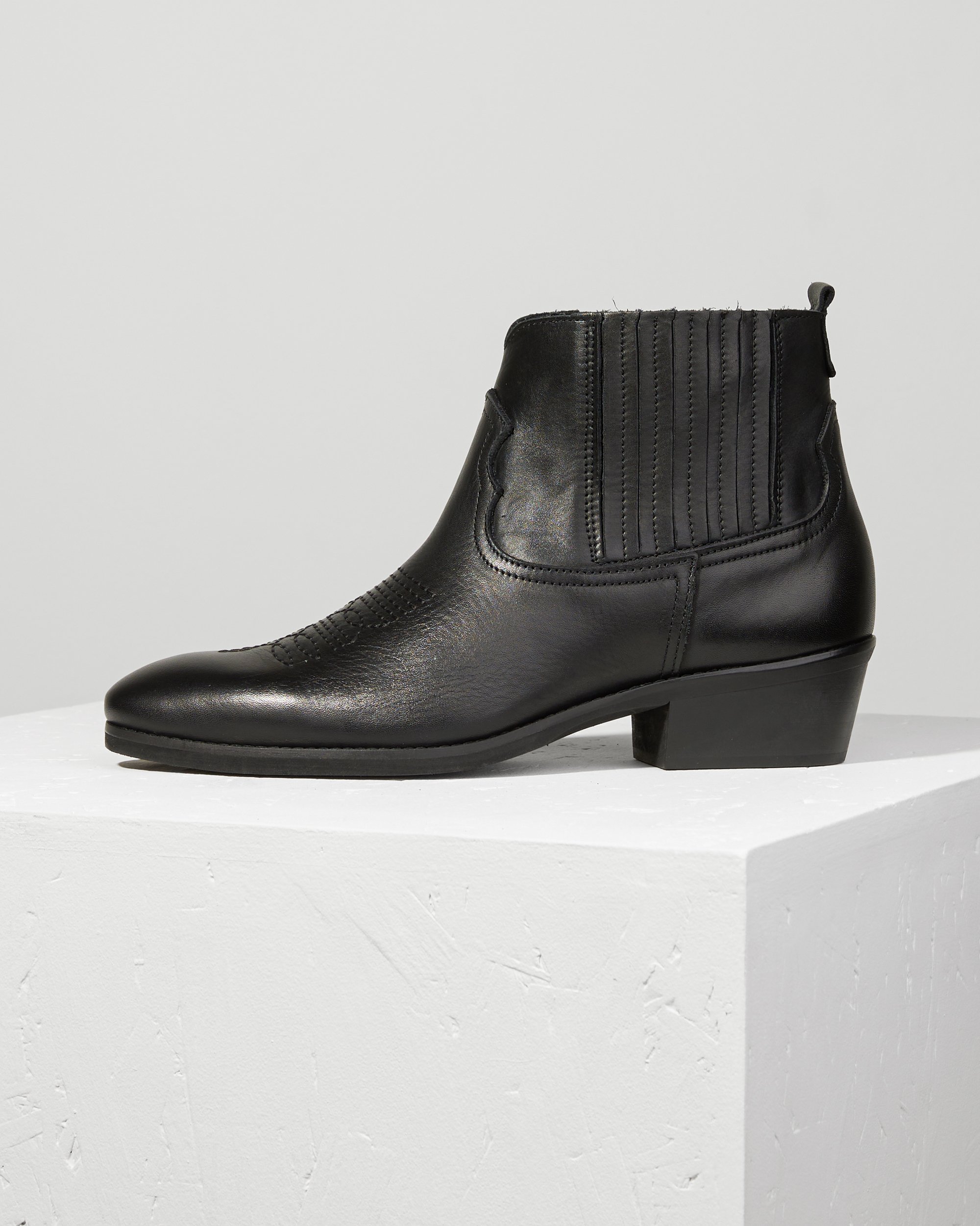 Черные кожаные ботинки - Main image