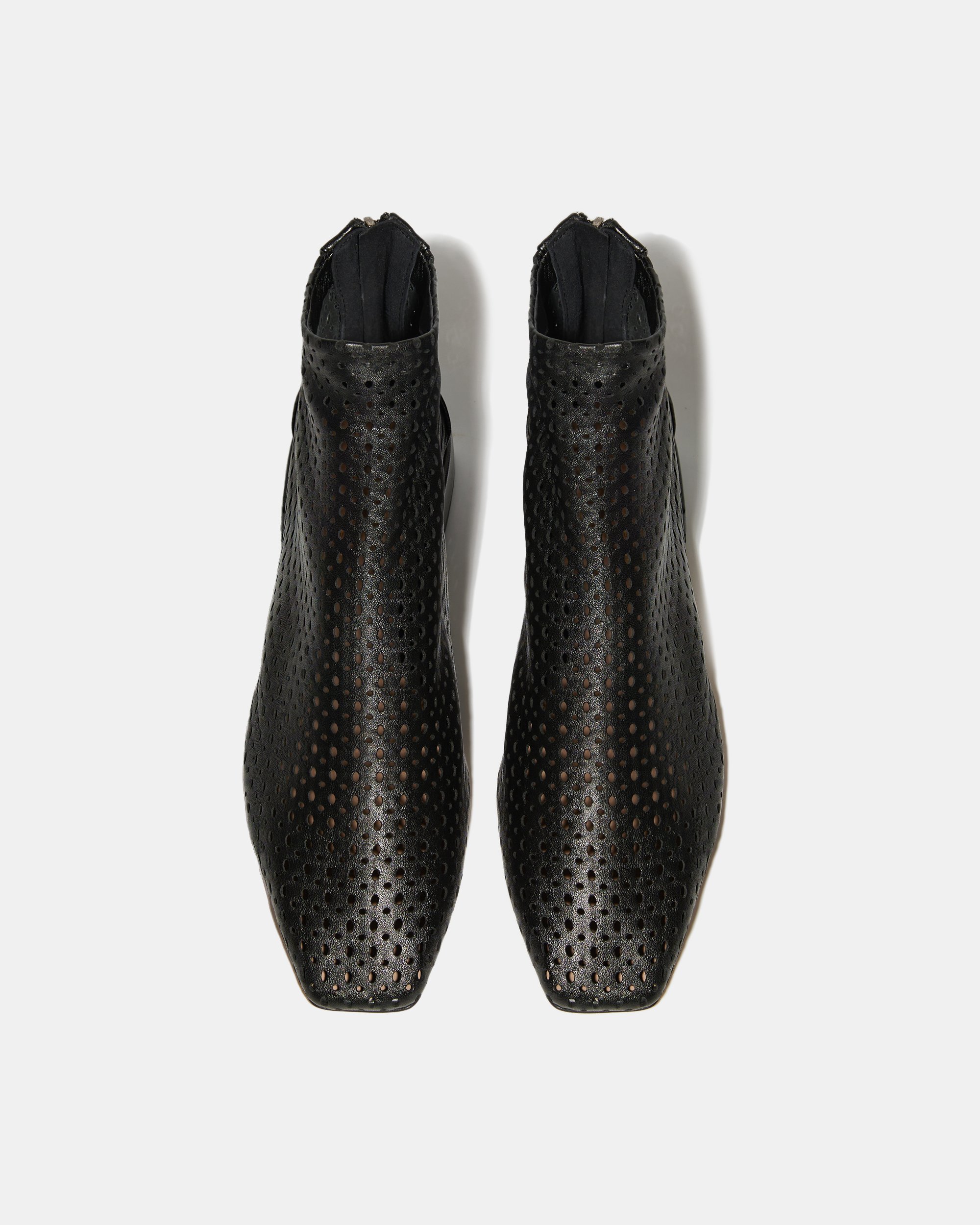 Черные перфорированные ботинки из натуральной кожи  - Image 3 of 4