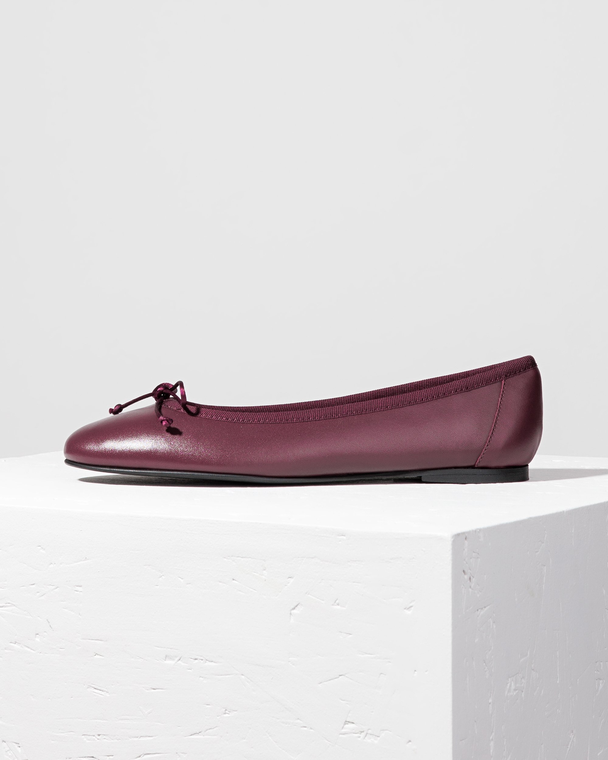 Бордовые балетки из натуральной кожи - Main image
