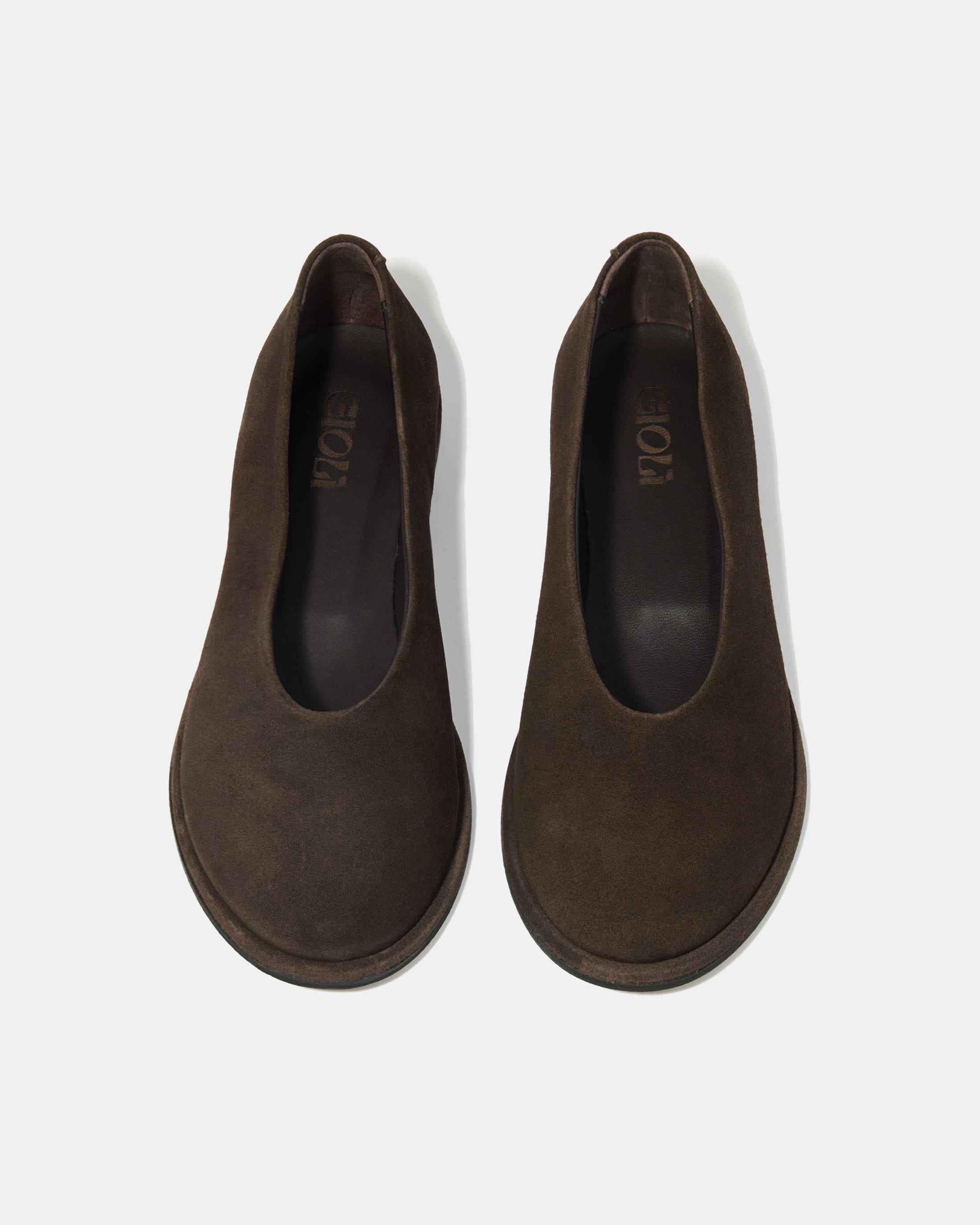 Темно-коричневые замшевые туфли