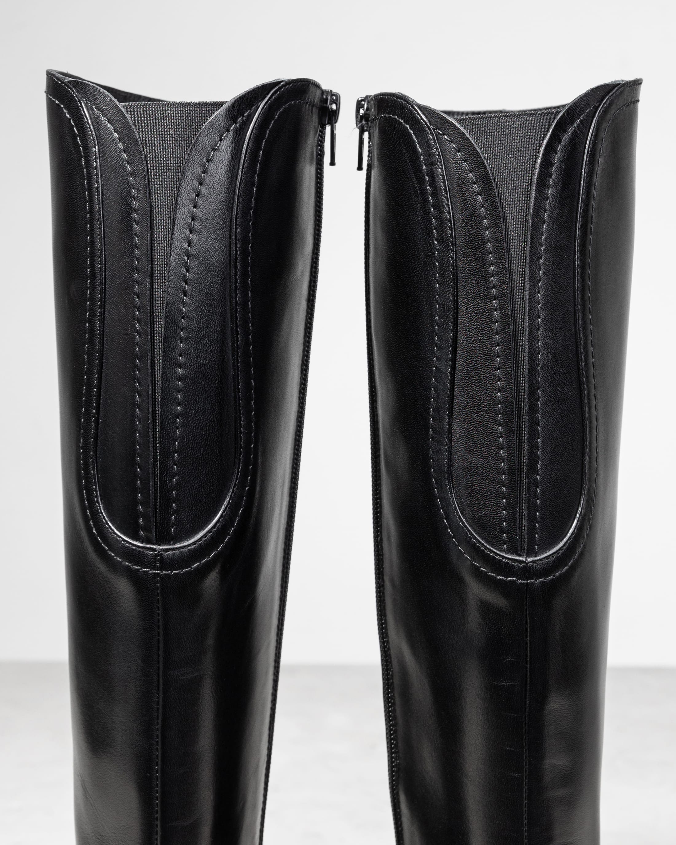 Черные кожаные сапоги классического стиля - Image 4 of 5