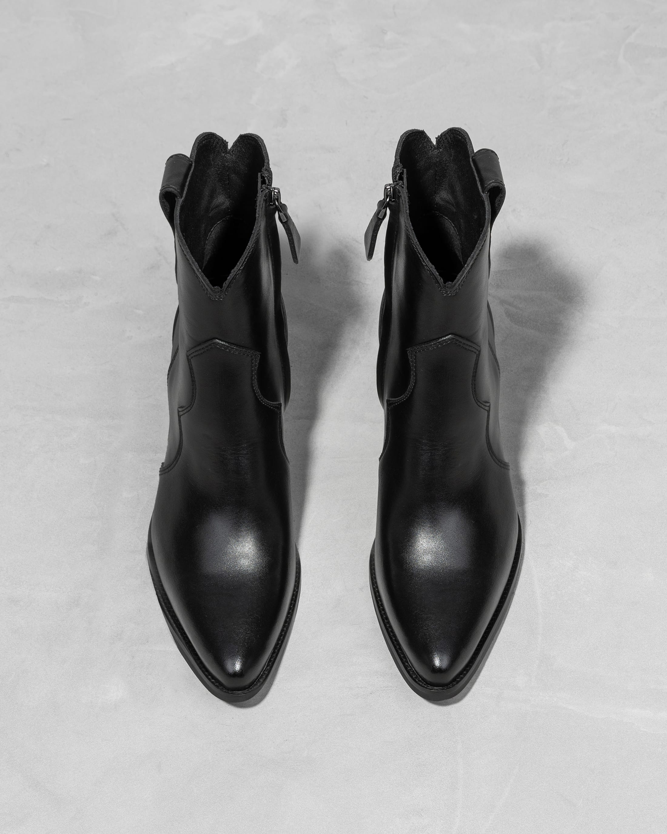 Кожаные казаки на высоком каблуке - Image 3 of 4