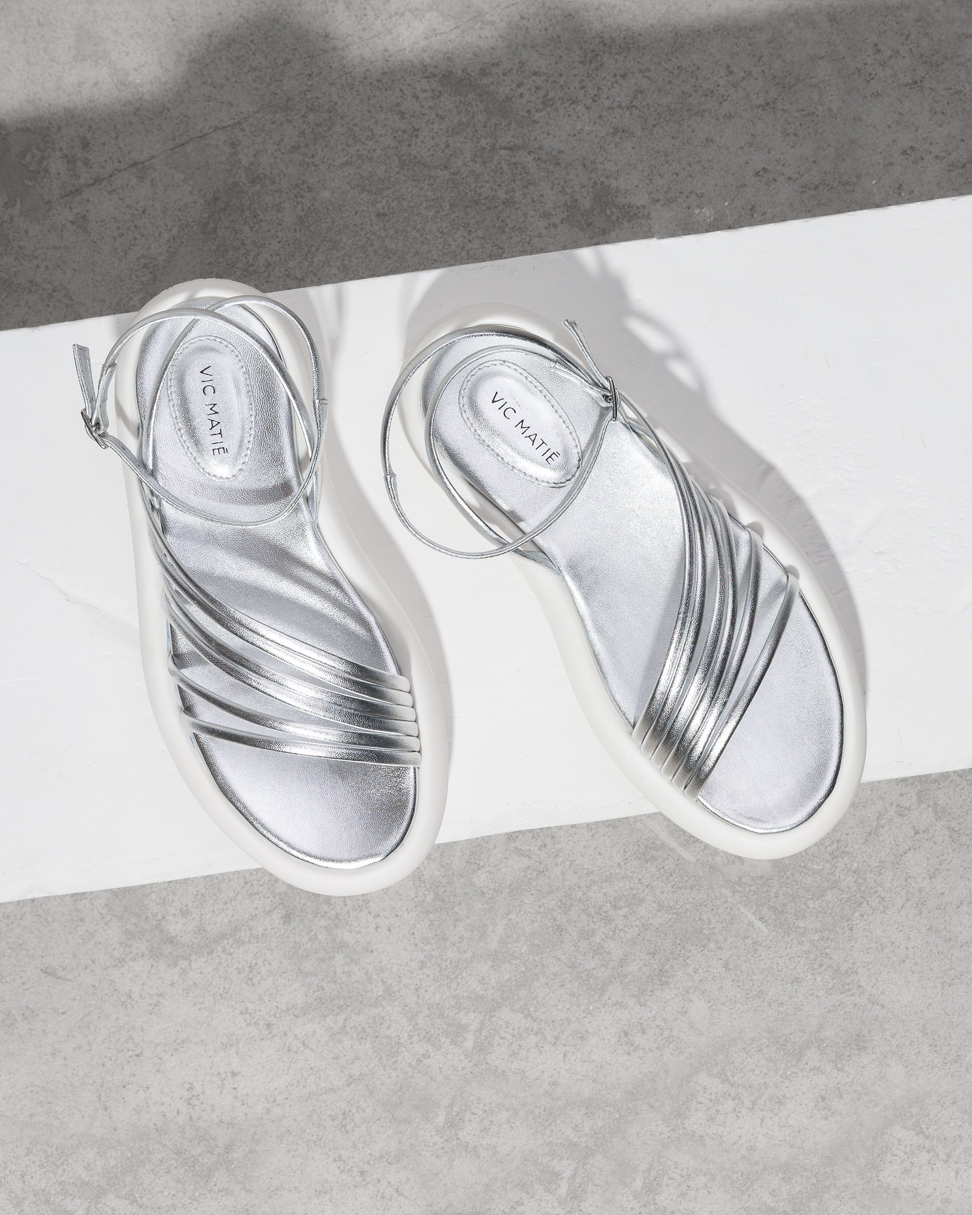 Серебряные кожаные сандалии - Image 4 of 6