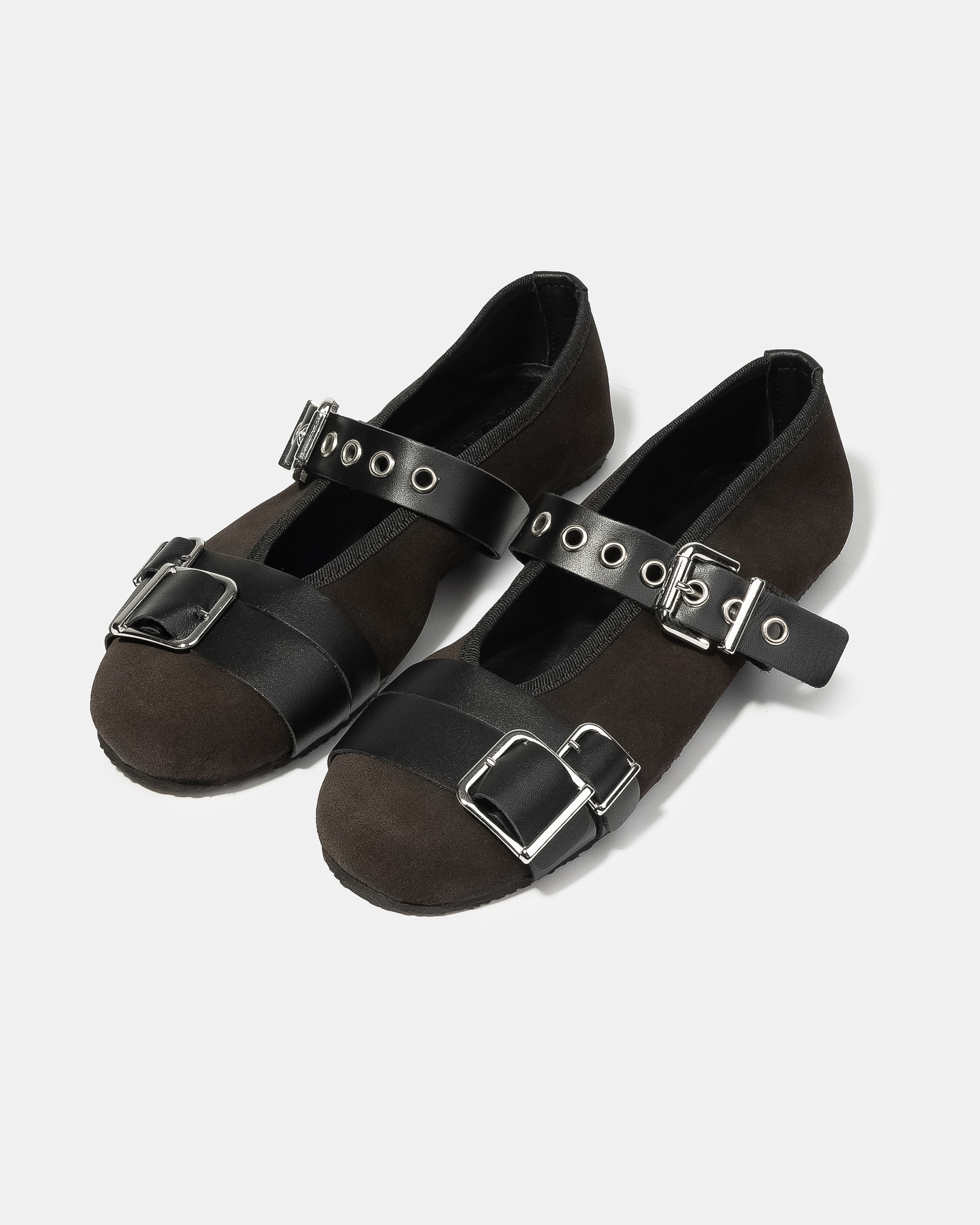 Темно-коричневые замшевые туфли с ремнями