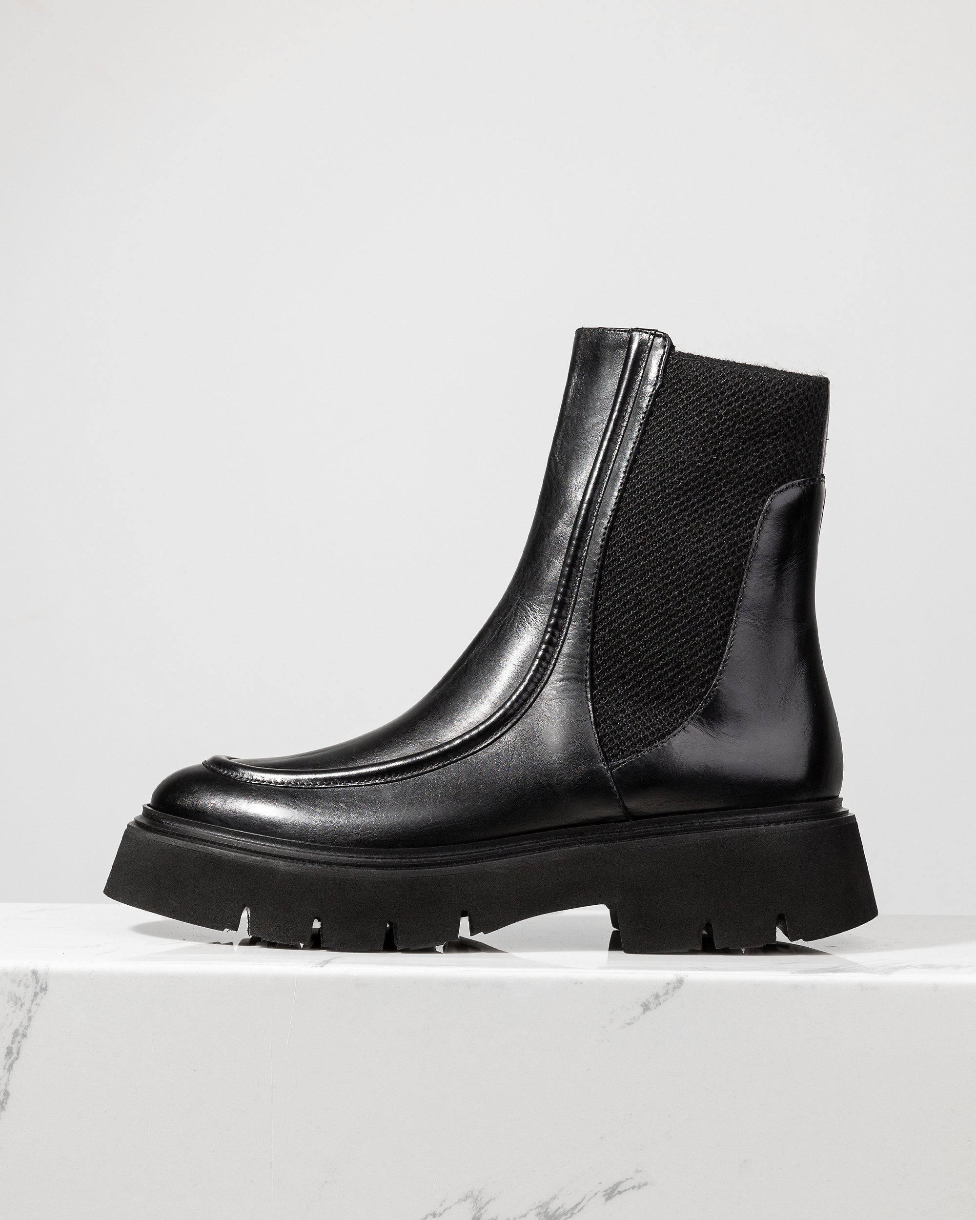 Черные кожаные ботинки - Main image