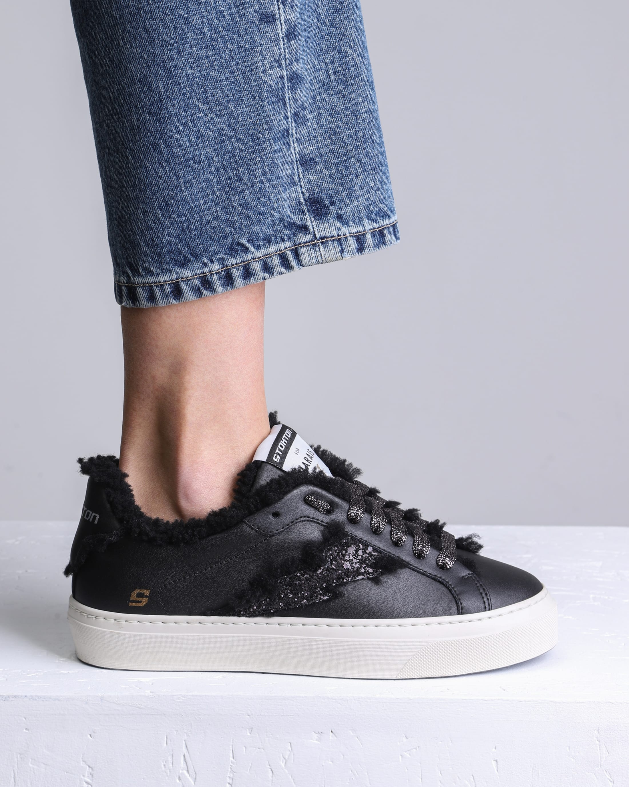 Черные утепленные кеды