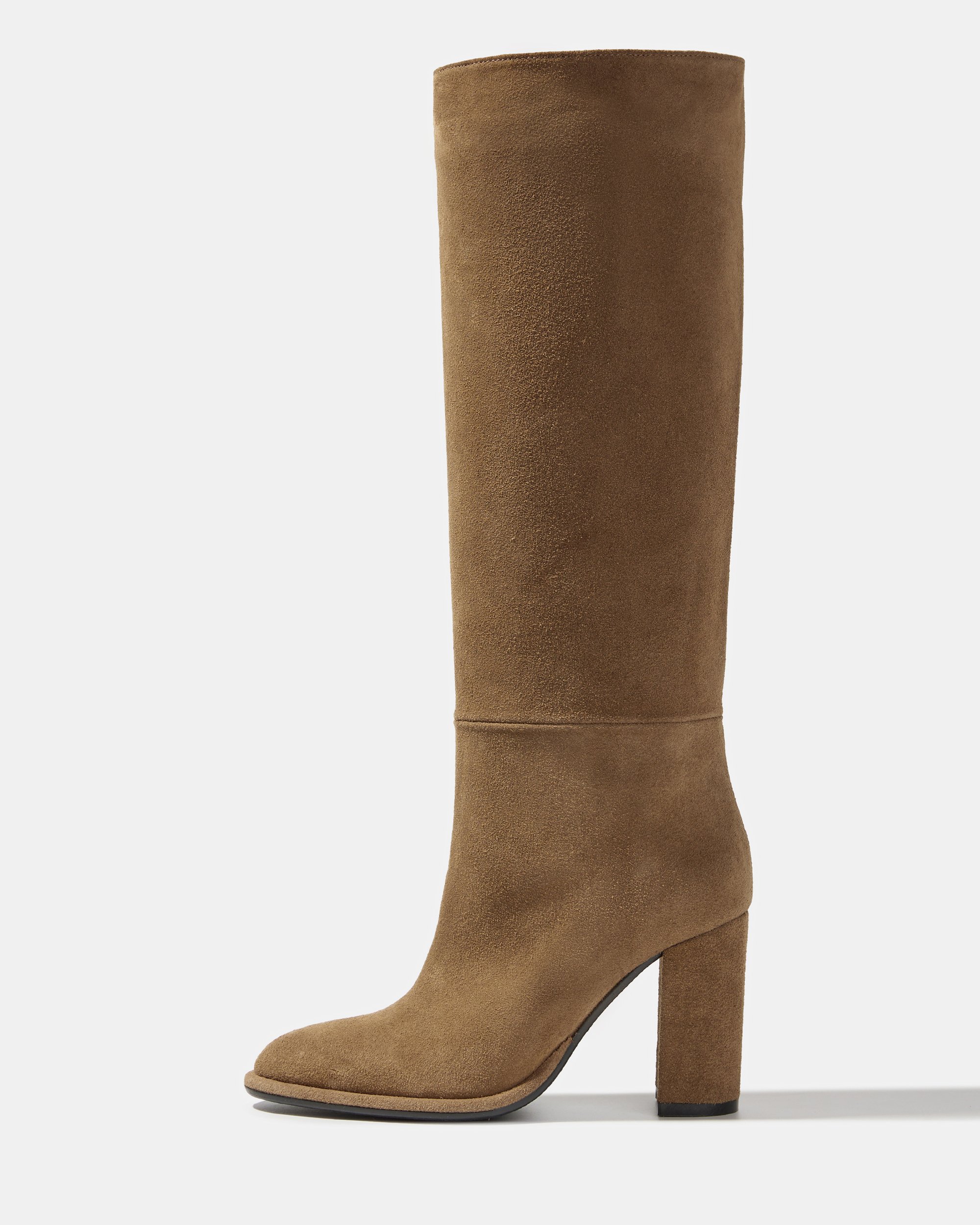 Коричневые сапоги из натуральной замши